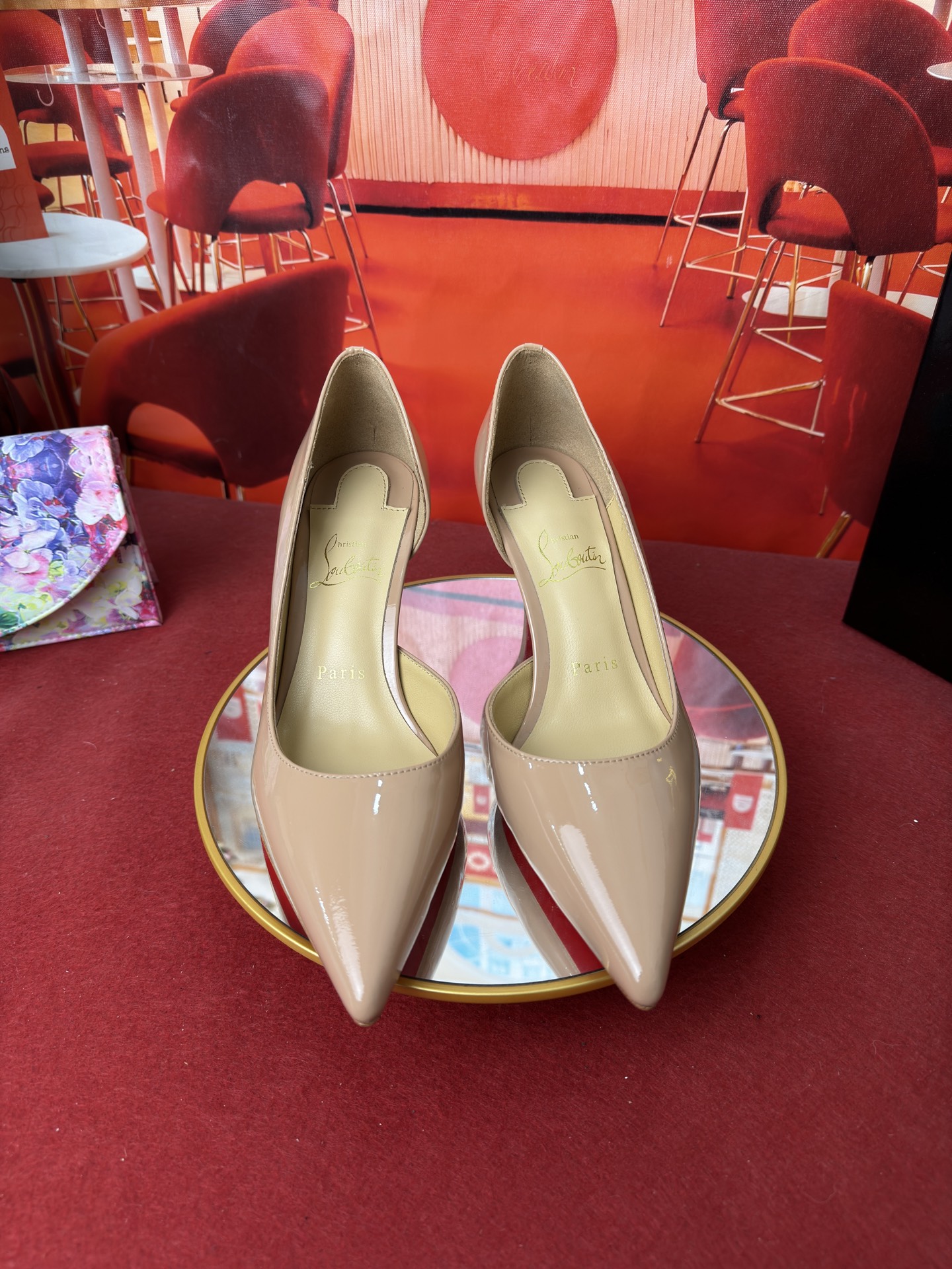 NO:816729,Single shoes w. RMB size 34 to 43 (34.40.41.42.43. Customized, non-refundable and non-exchangeable) Heel flat bottom, 6.5cm, 8.5cm, 10 cm, 12cm Materials: imported patent leather upper, mixed sheepskin lining imported from Italy, original Italian top-grade genuine leather outsole, high heels, christian louboutin, high heels, sheepskin, Leather soles19860909单鞋w.  RMB size34码-43码（34.40.41.42.43.定做不退不换） Heel平底,6.5cm,8.5cm,10 cm,12cm 材料 鞋面进口漆皮 内里采用意大利进口混种羊皮 大底原版意大利进中顶级真皮大底,高跟鞋,christian louboutin,high heels,sheepskin,Leather soles,Women's Shoes