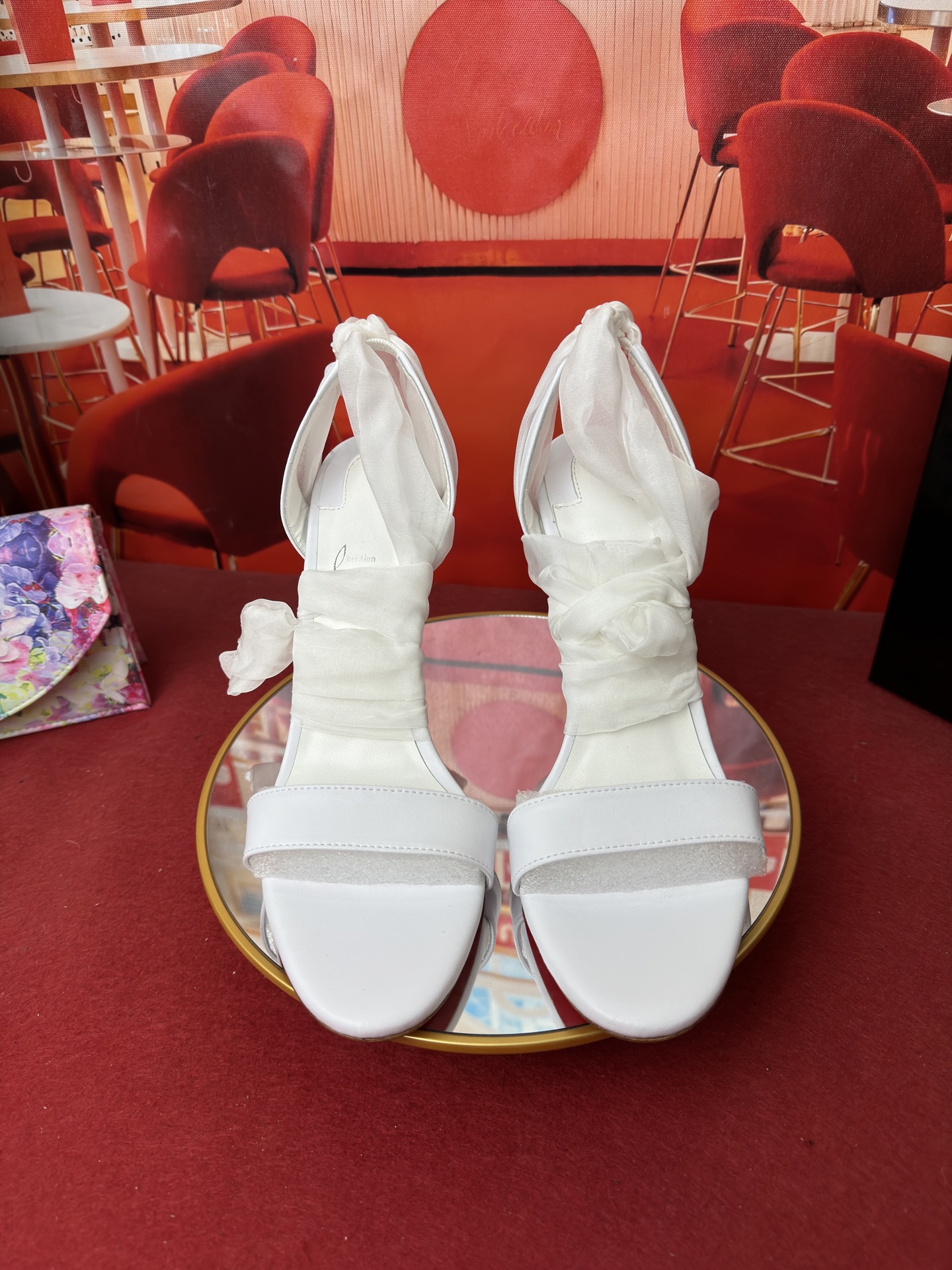 NO:816724,Silk sandals w. RMB size 34-43 (34.40.41.42.43. Customized, non-returnable and non-exchangeable) Heel10 cm Material: imported cowhide for the upper, mixed sheepskin lining imported from Italy, outsole, original Italian top-quality leather outsole, high heels, christian louboutin, sandals, high heels, cowhide, sheepskin, real silk, Leather soles19860909真丝凉鞋w.  RMB size34码-43码（34.40.41.42.43.定做不退不换） Heel10 cm 材料 鞋面进口牛皮 内里采用意大利进口混种羊皮 大底原版意大利进中顶级真皮大底,高跟鞋,christian louboutin,sandals,high heels,cowhide,sheepskin,real silk,Leather soles,Women's Shoes