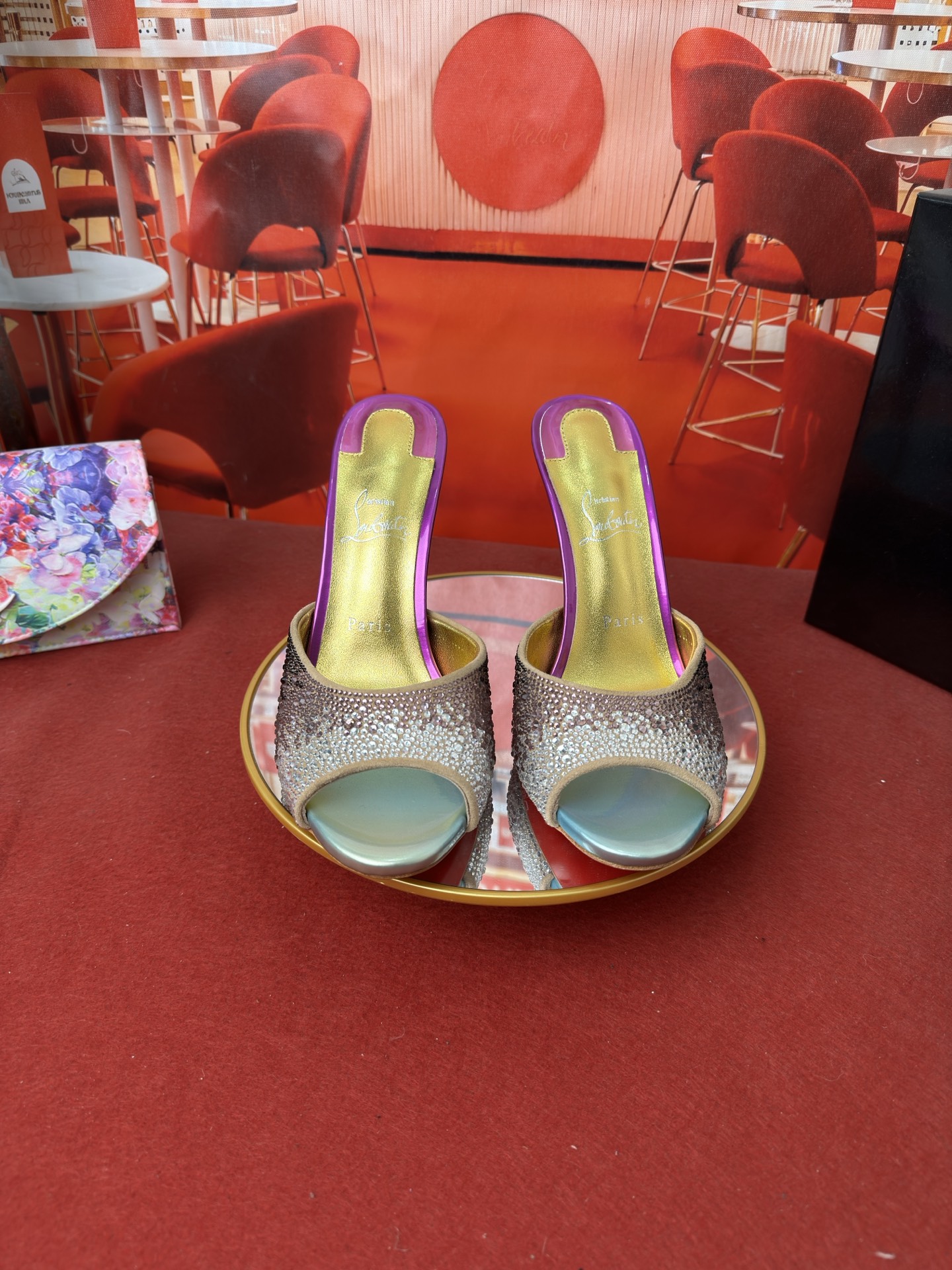 NO:816742,Fish mouth diamond slippers w. RMB Size34-44 (34.40.41.42.43. Half size customization is non-returnable) Color rainbow color Heel8.5 - 10 cm Upper imported from Yangjing Lining made of mixed sheepskin lining imported from Italy Original original Italian imported AR1 top genuine leather outsole, high heels, christian louboutin, high heels, slippers, sheepskin, sheep, Leather soles19860909鱼嘴钻拖鞋w.  RMB Size34-44(34.40.41.42.43.半码定做不退换) Colour彩虹颜色 Heel8.5 - 10 cm 鞋面进口羊京 内里采用意大利进口混种羊皮内里 大底原版意大利进口AR1顶级真皮大底,高跟鞋,christian louboutin,high heels,slippers,sheepskin,sheep,Leather soles,Women's Shoes