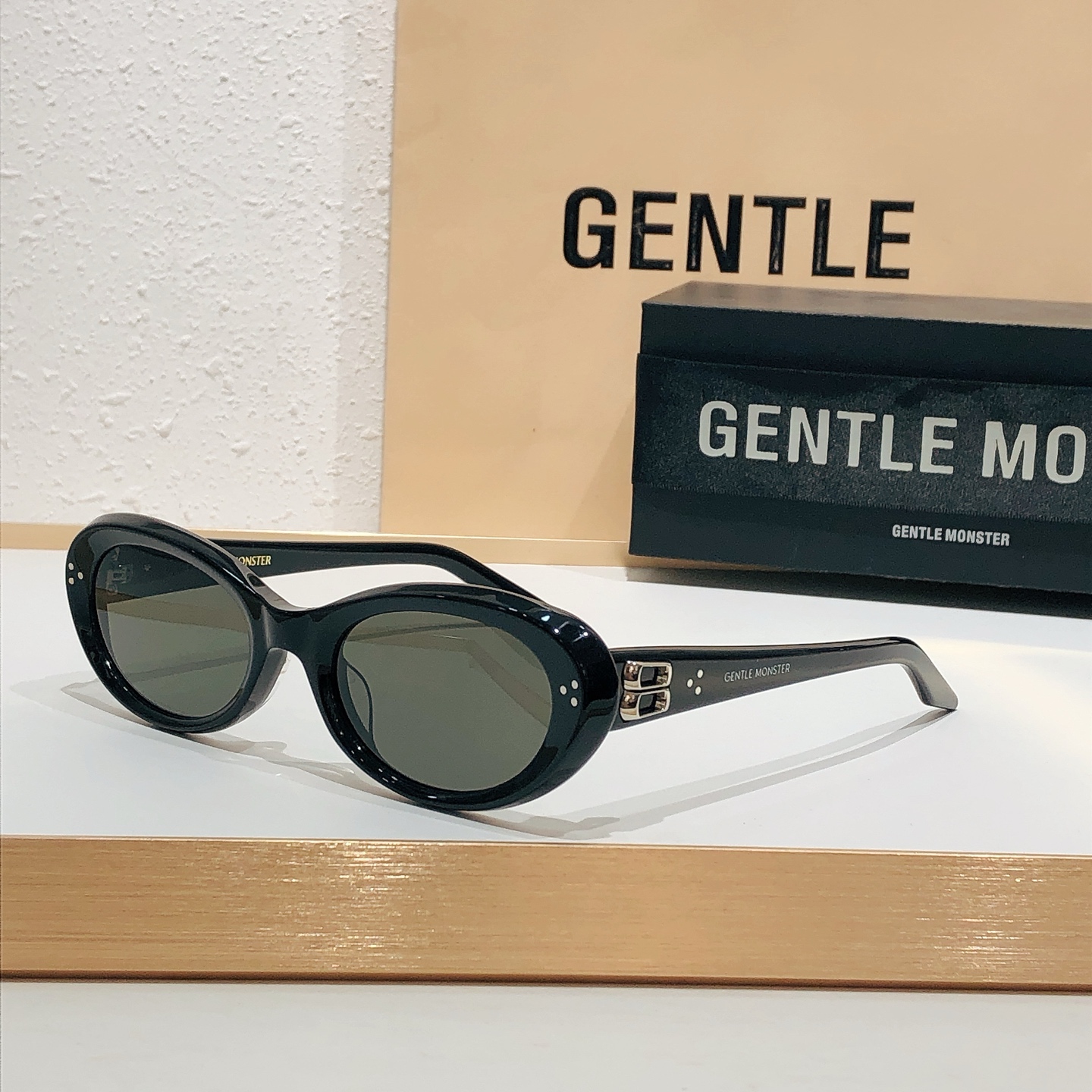 NO:250876,Ultra-light GM new COCOA styling design size: 54-22-146. Glasses, sunglasses, glasses19860909超轻GM新品COCOA 凹造型设计 size:54-22-146.眼镜墨镜太阳镜,眼镜,glasses