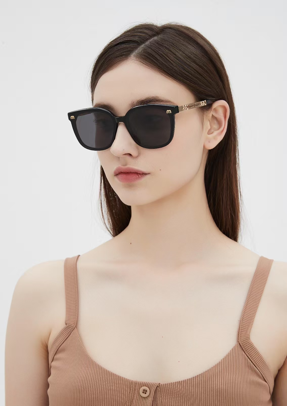  MIU MI*
MOD：SUM 70N
Size：55口18 145，

