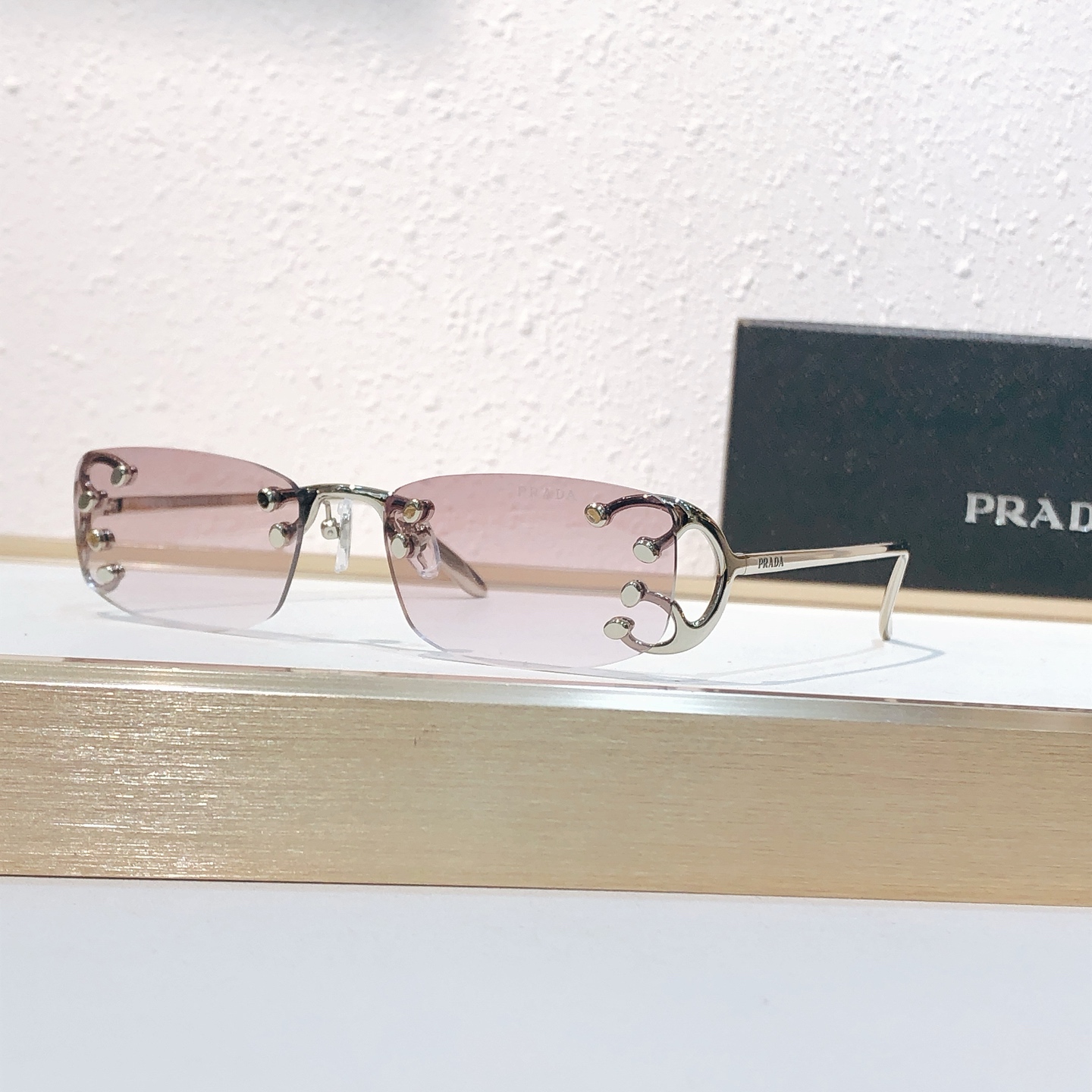 Prada PRAD* MODEL：SPR C57