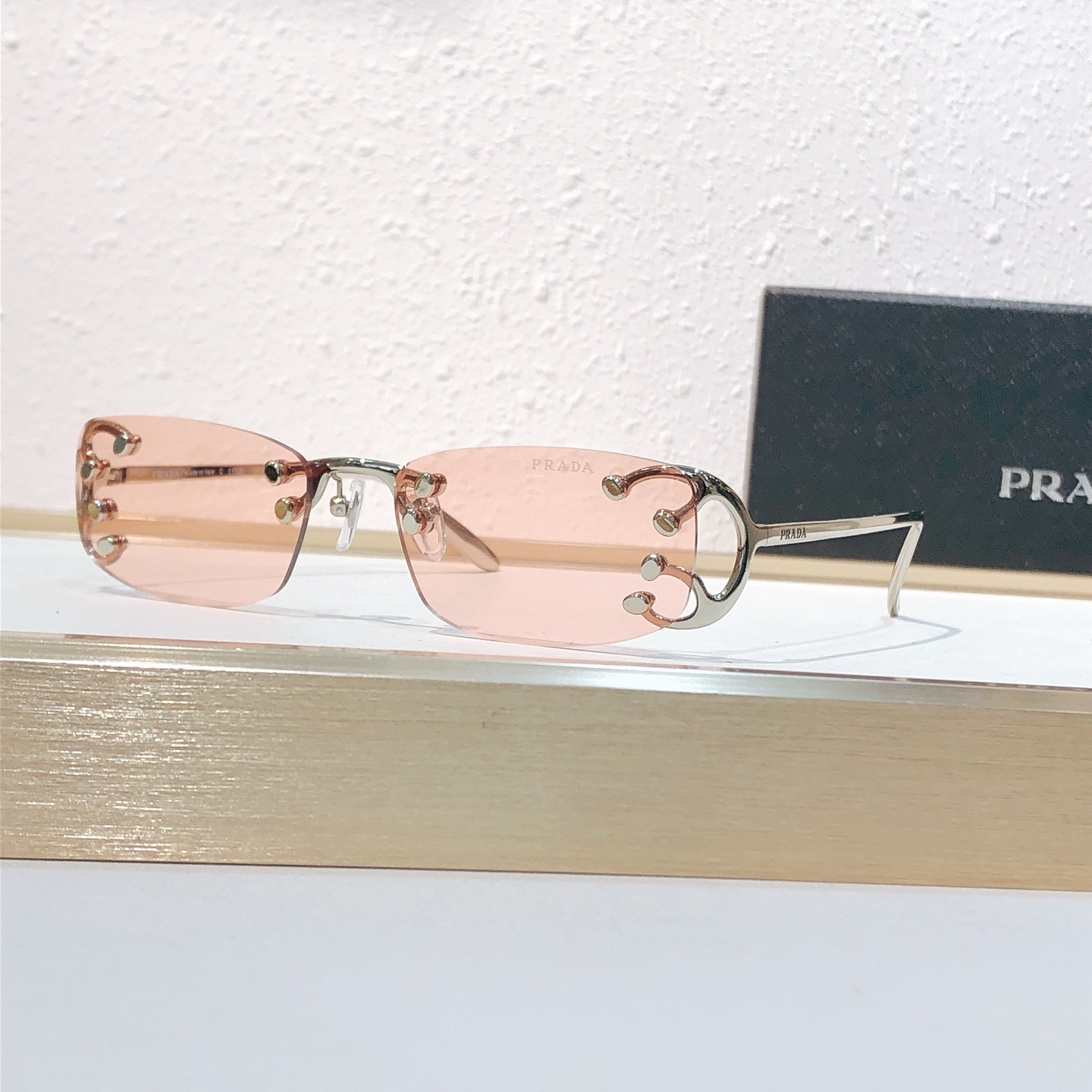 Prada PRAD* MODEL：SPR C57