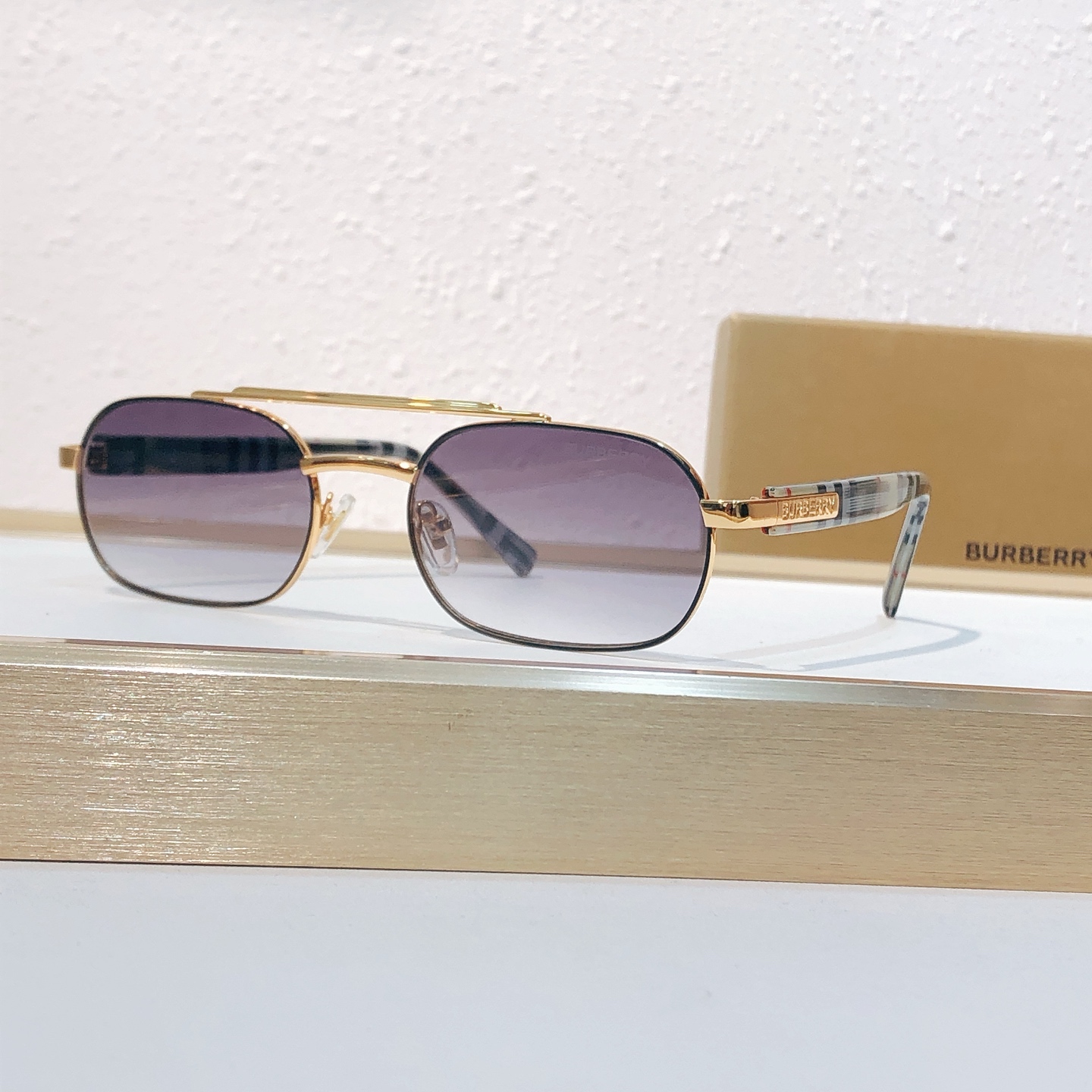 Burberry BURBERRY* MODEL：BE 2246