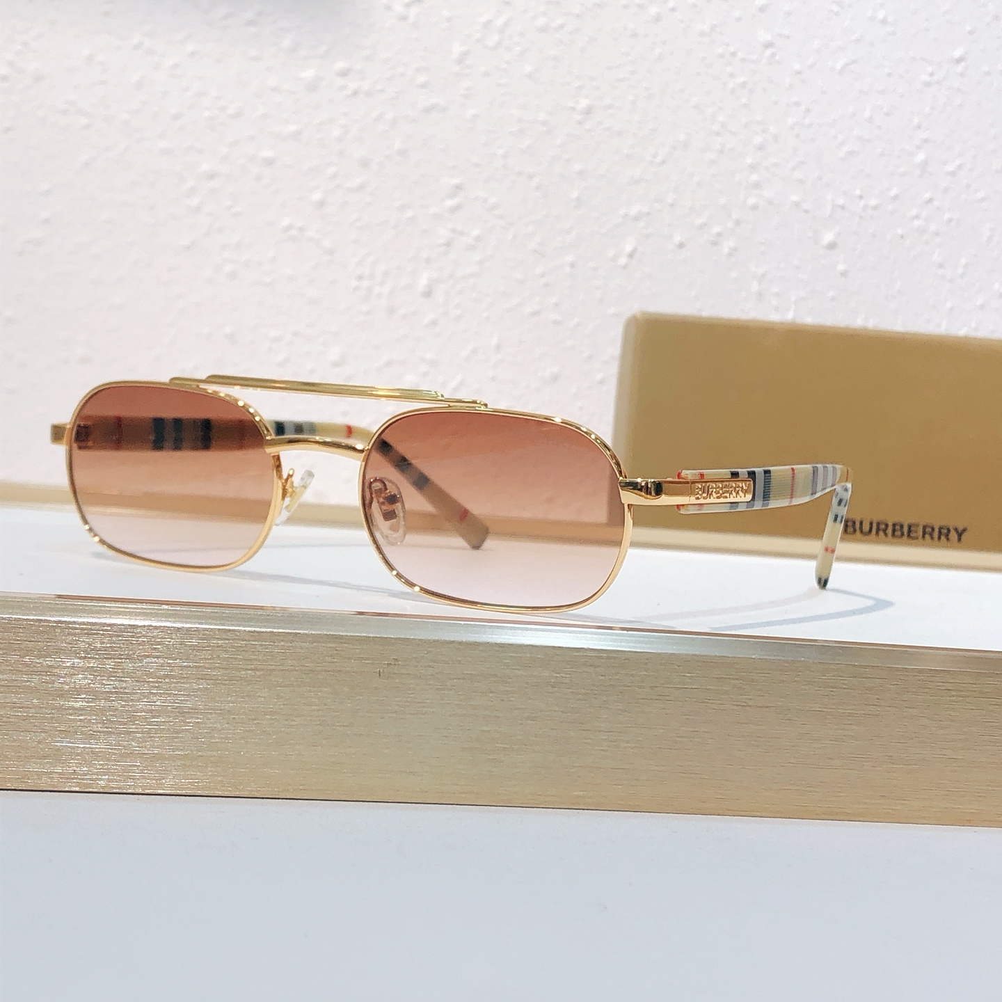 Burberry BURBERRY* MODEL：BE 2246