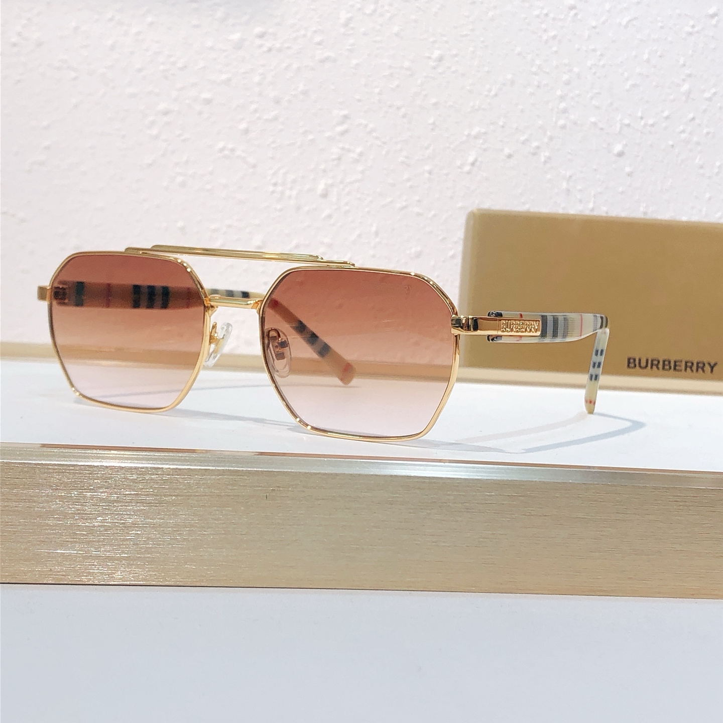 Burberry BURBERRY*MODEL：BE 2245