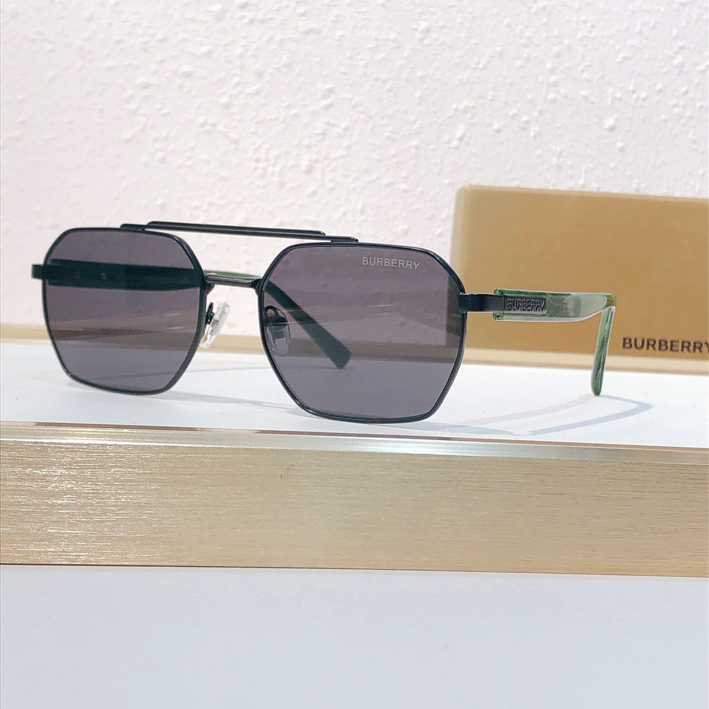 Burberry BURBERRY*MODEL：BE 2245