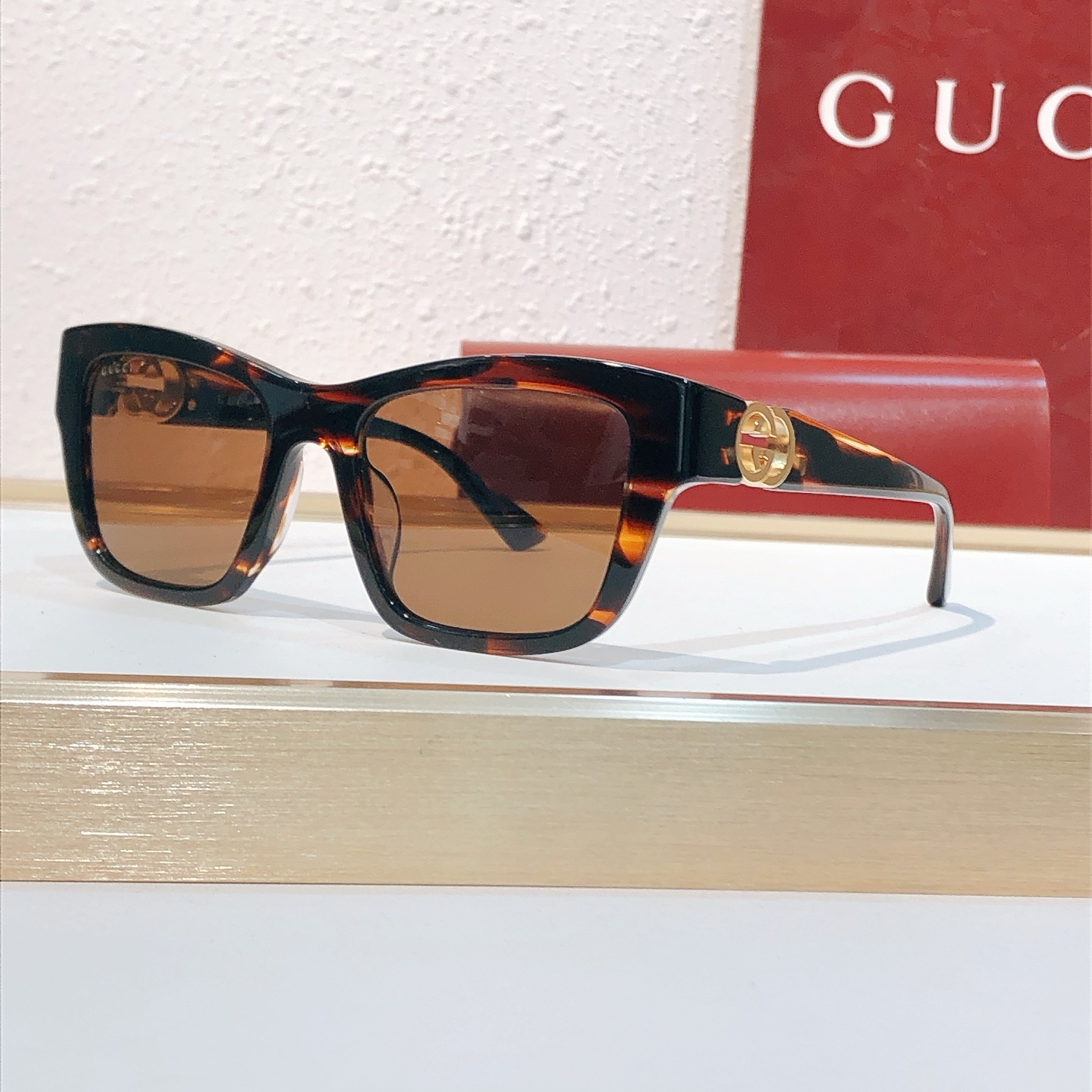 Gucci GUCCI* MODEL：GG2124O