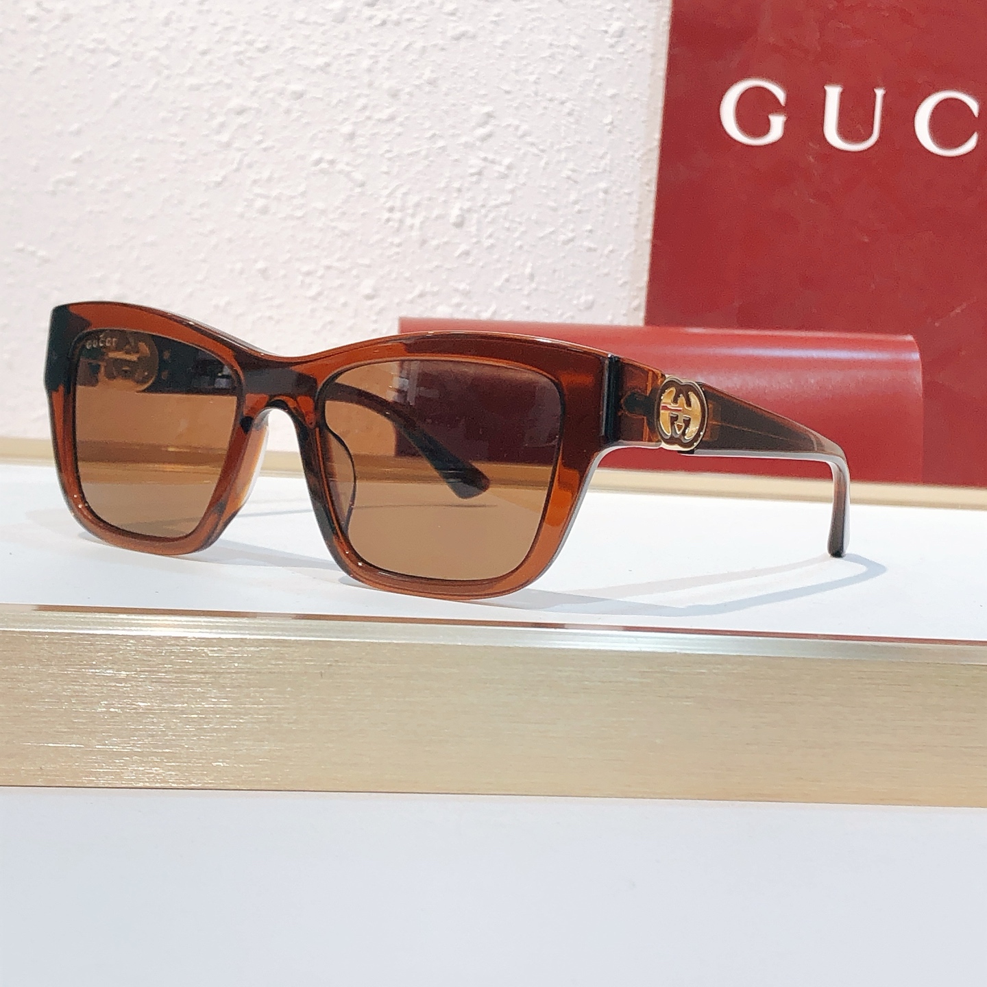 Gucci GUCCI* MODEL：GG2124O