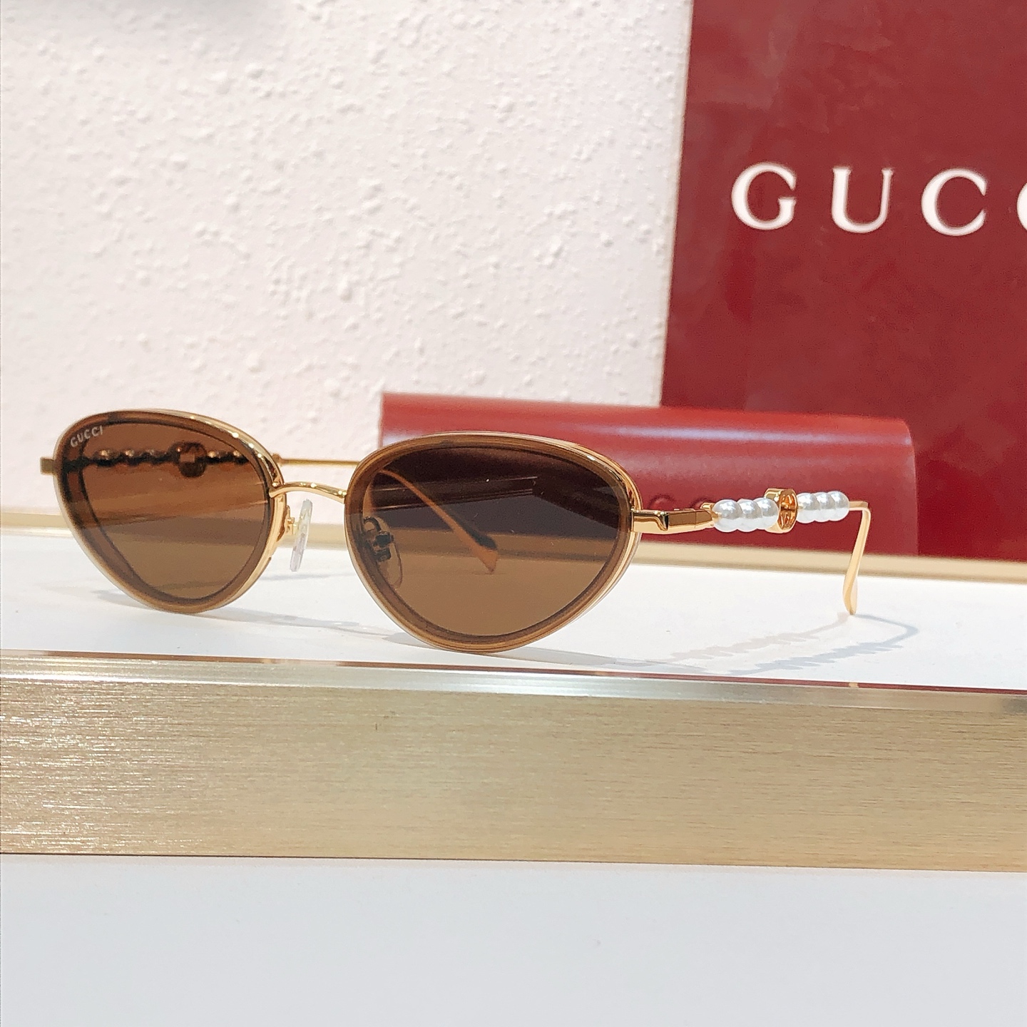 Gucci GUCC*