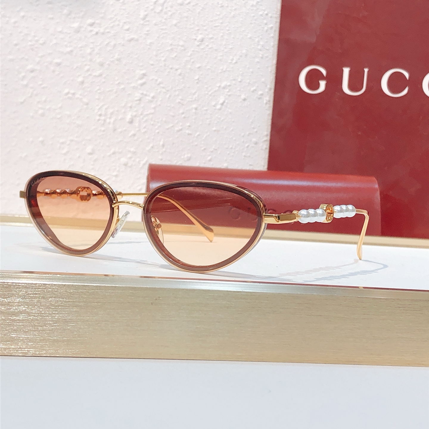 Gucci GUCC*