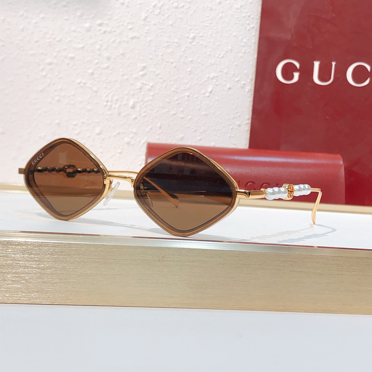 Gucci GUCC*