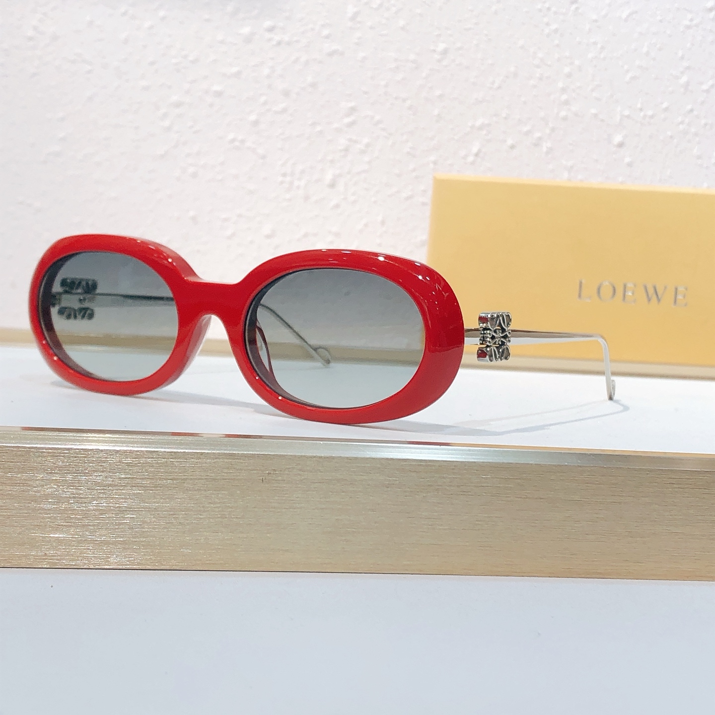 Loewe LOEW*
