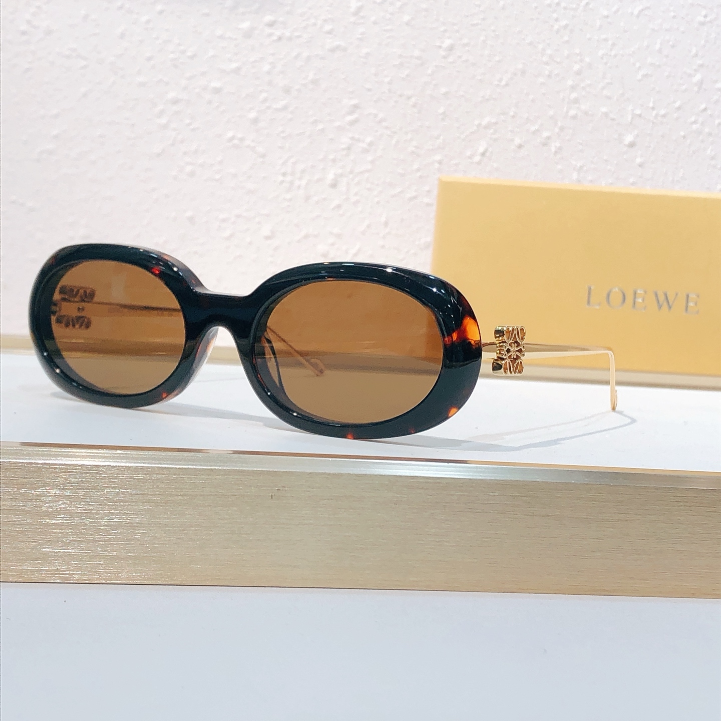 Loewe LOEW*