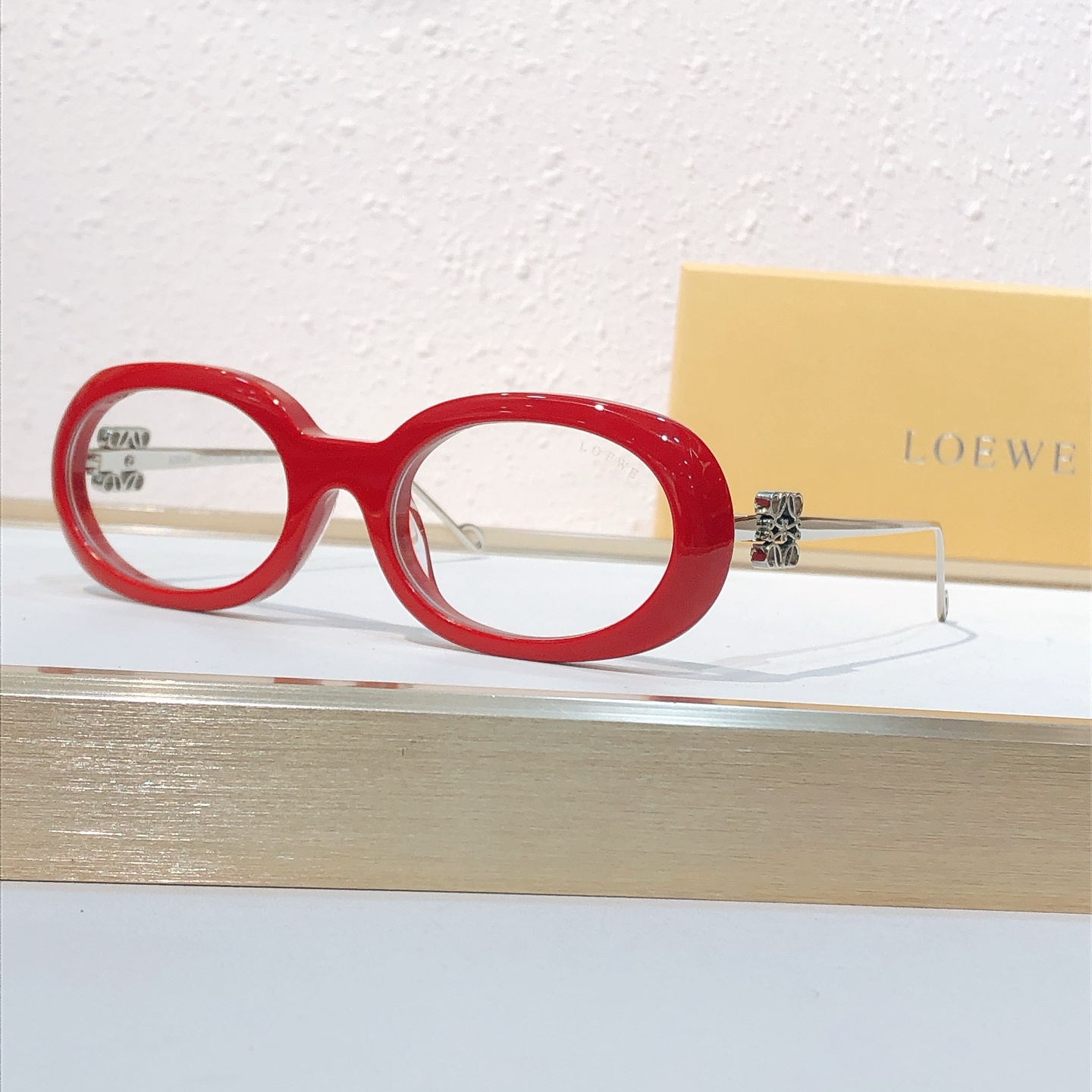 Loewe LOEW*