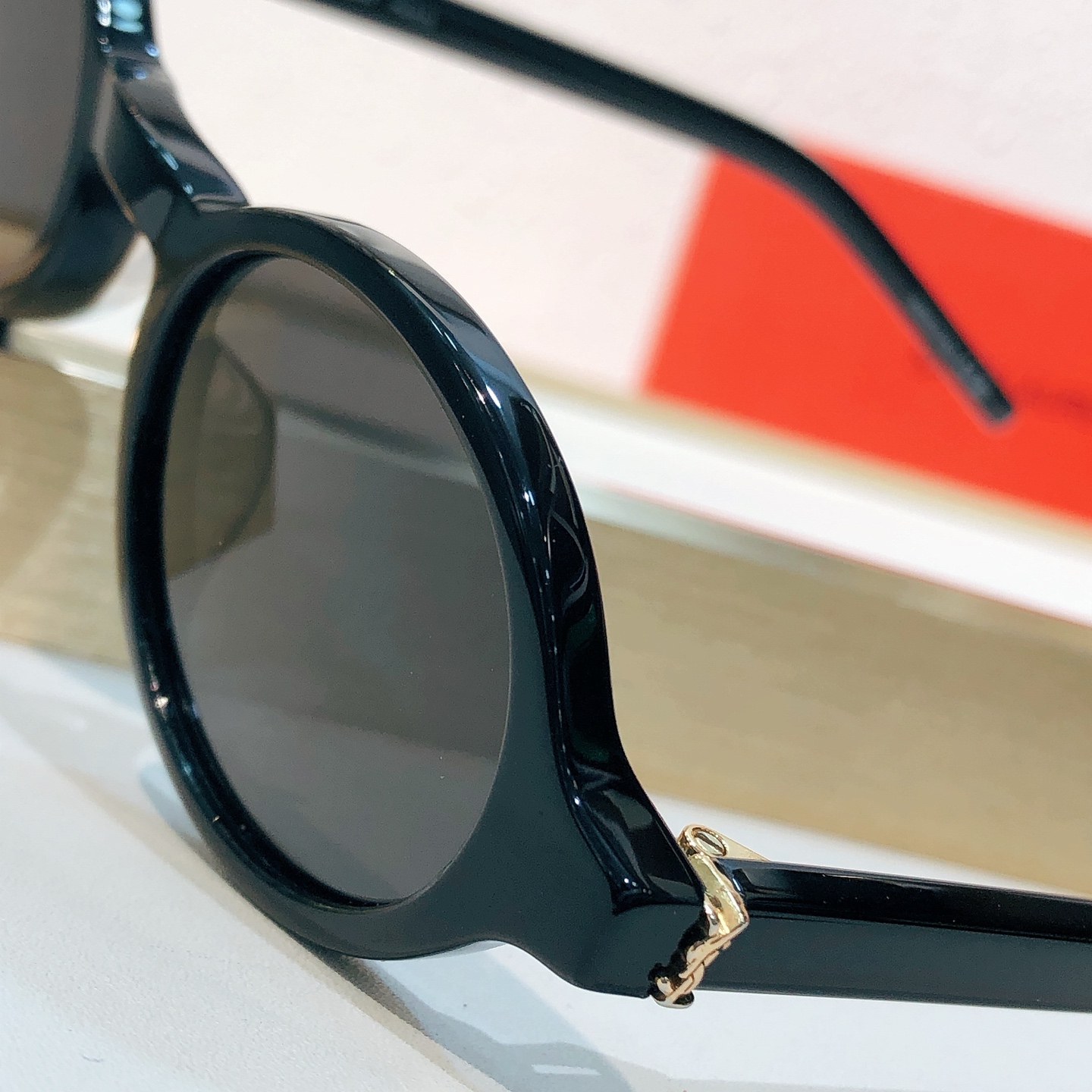 Saint Laurent SAINT LAUREN*