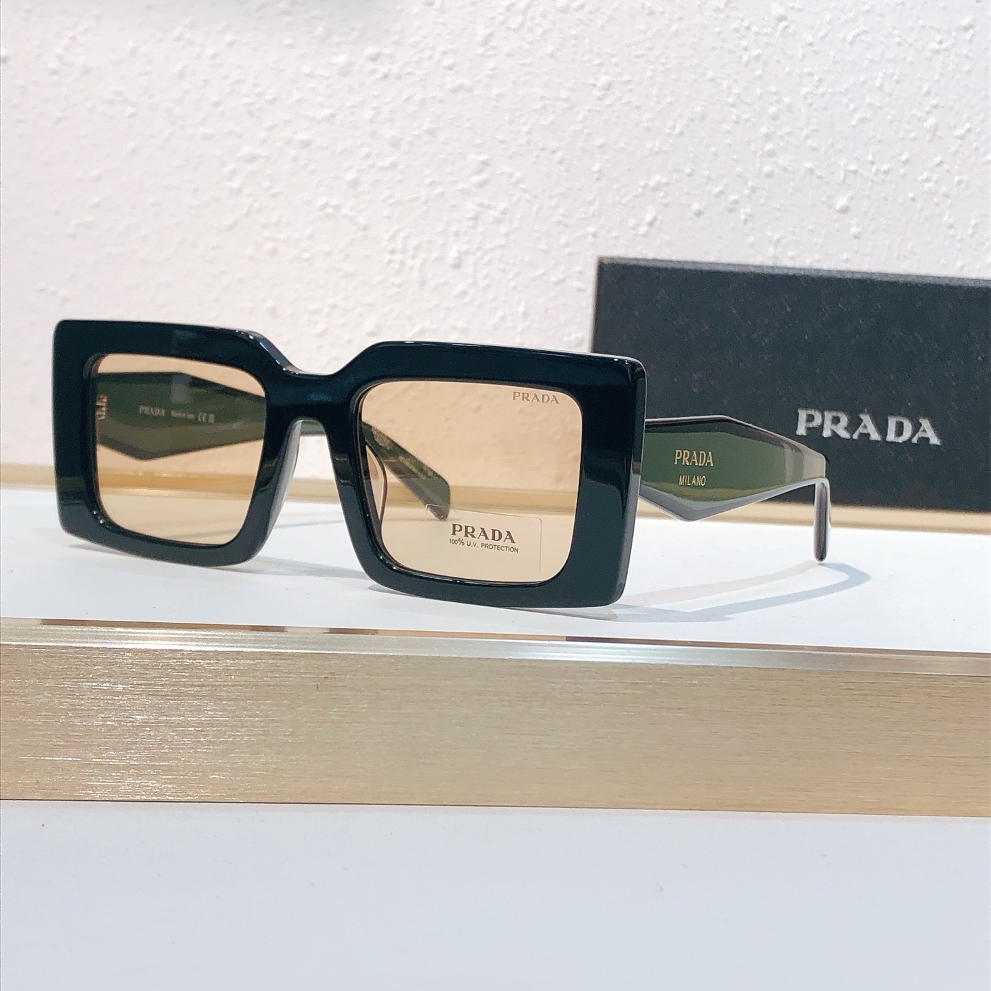 Prada PRAD*MODEL：PR D01SF