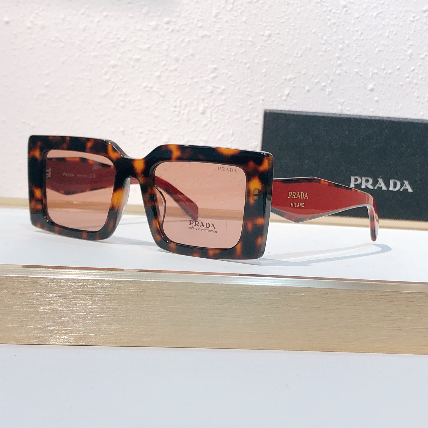 Prada PRAD*MODEL：PR D01SF