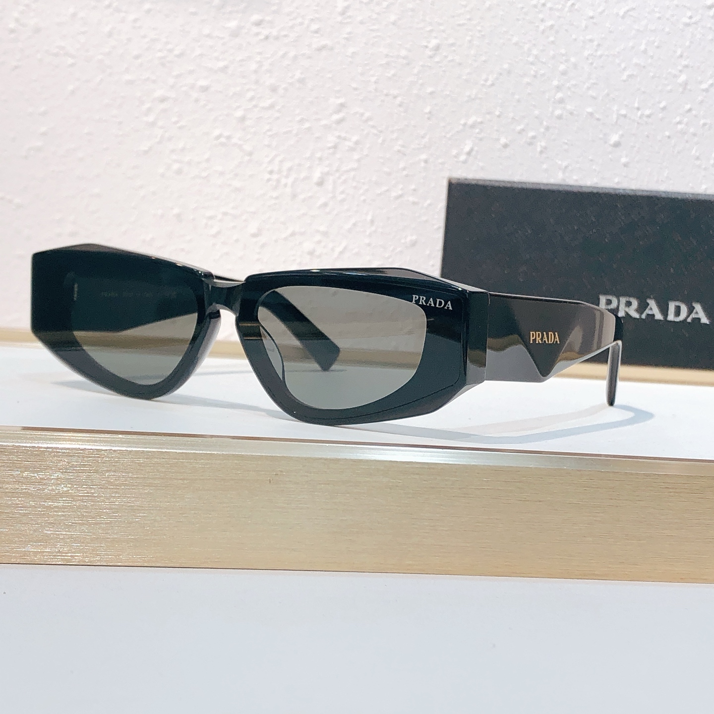 Prada PRAD*MODEL：PR 2152S