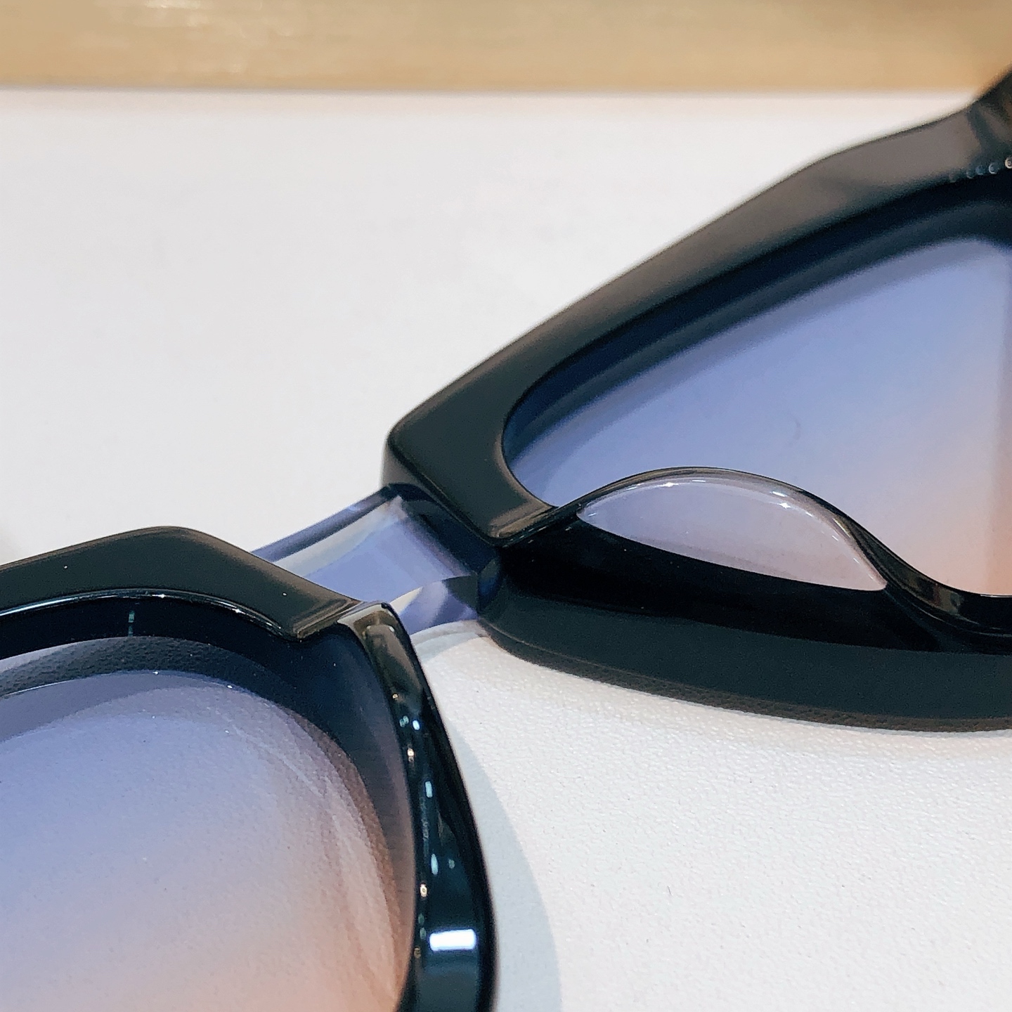 Prada PRAD*MODEL：PR 2152S