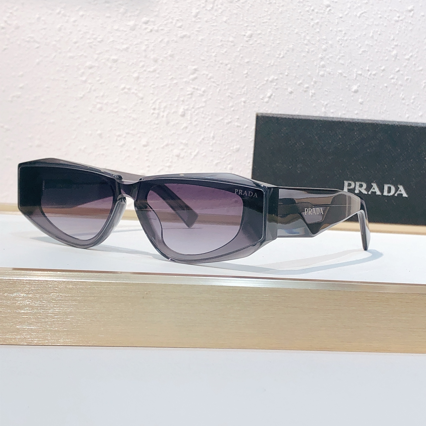 Prada PRAD*MODEL：PR 2152S