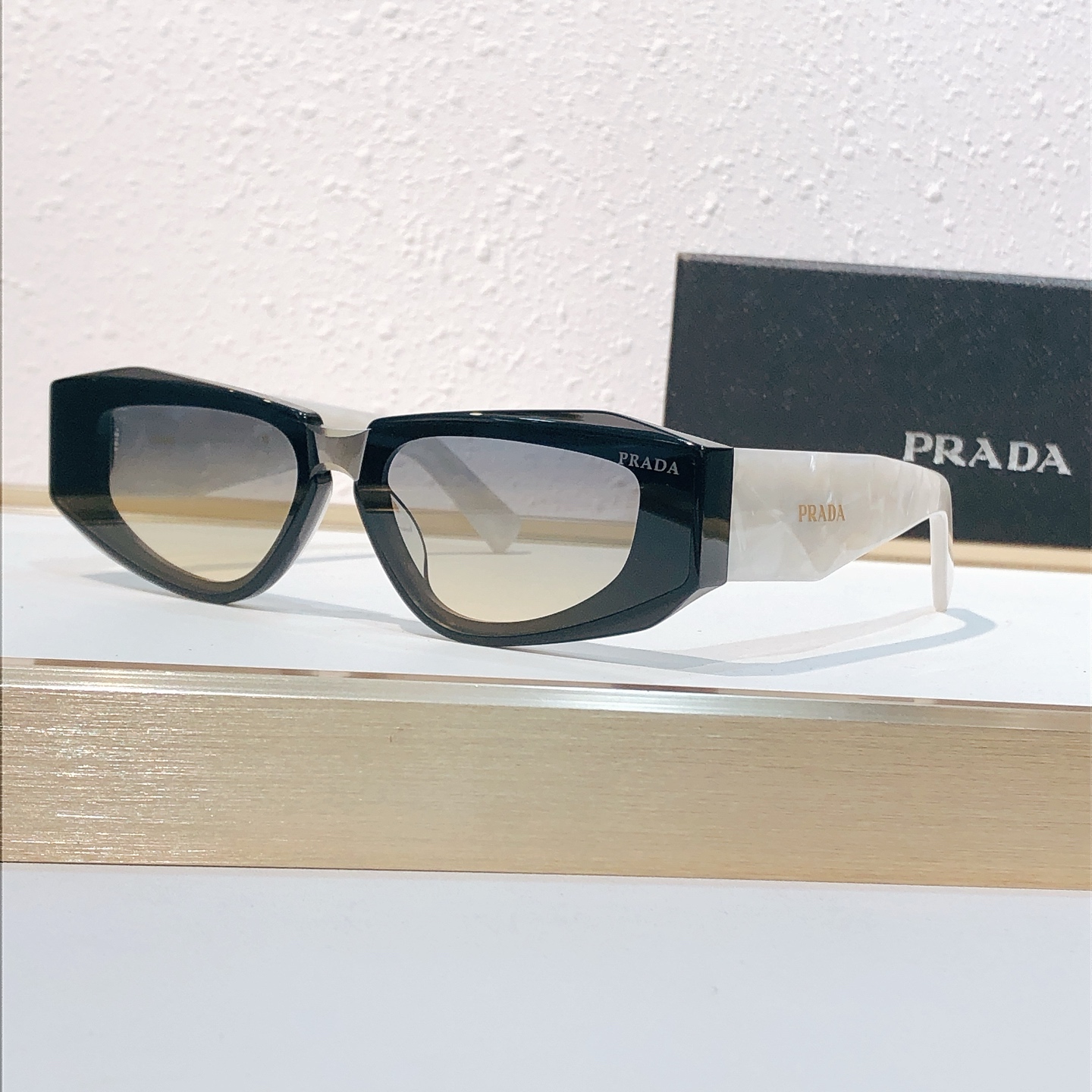 Prada PRAD*MODEL：PR 2152S