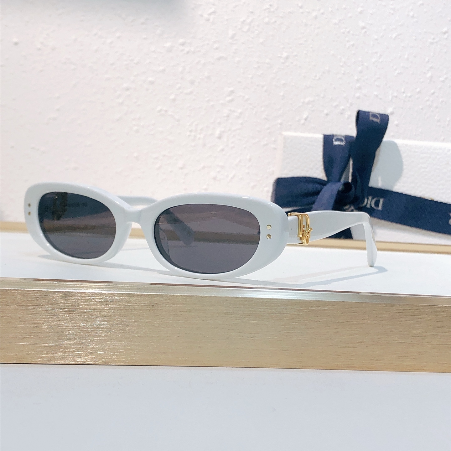Dior DIO* MODEL：DIOR Oblique B1F