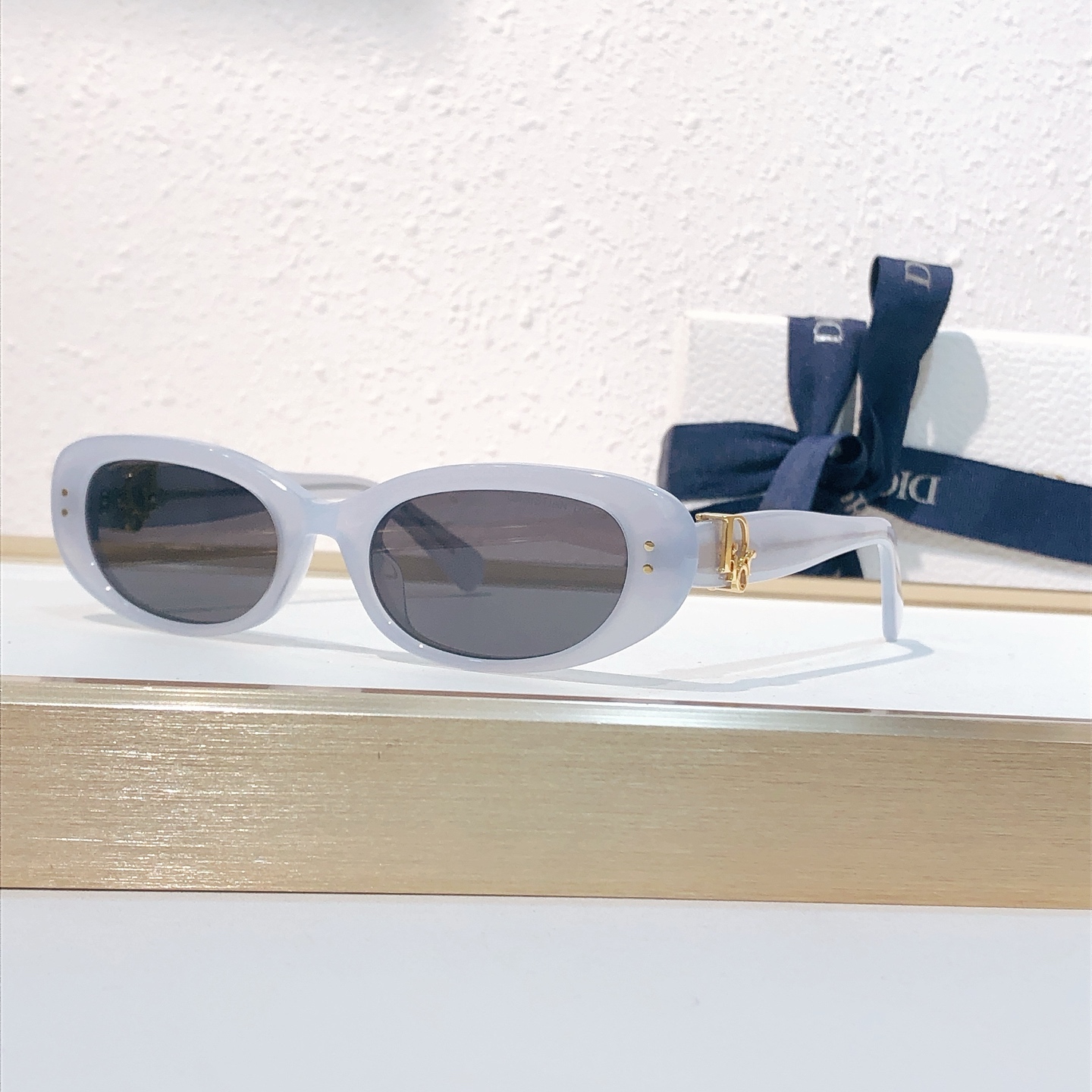 Dior DIO* MODEL：DIOR Oblique B1F