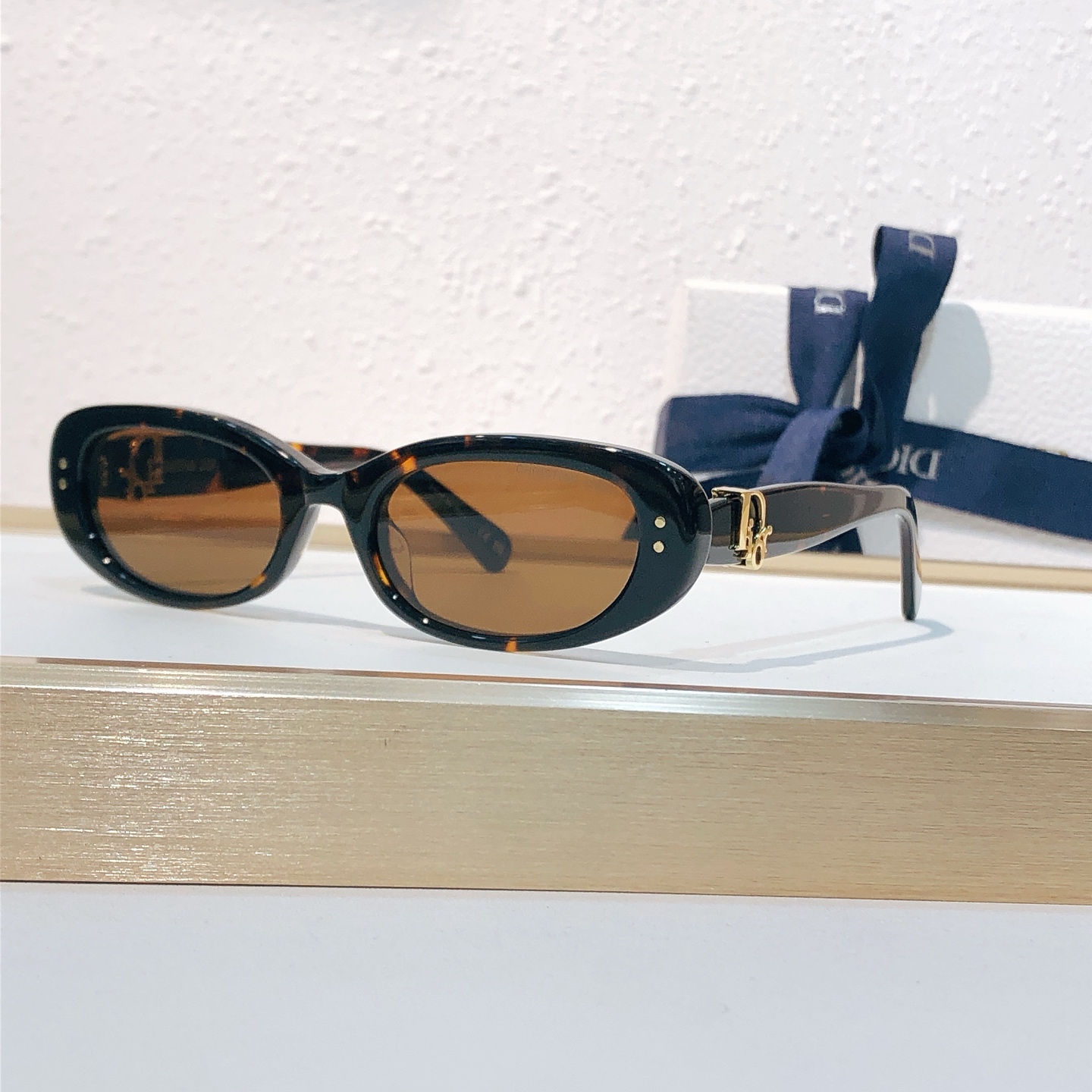 Dior DIO* MODEL：DIOR Oblique B1F