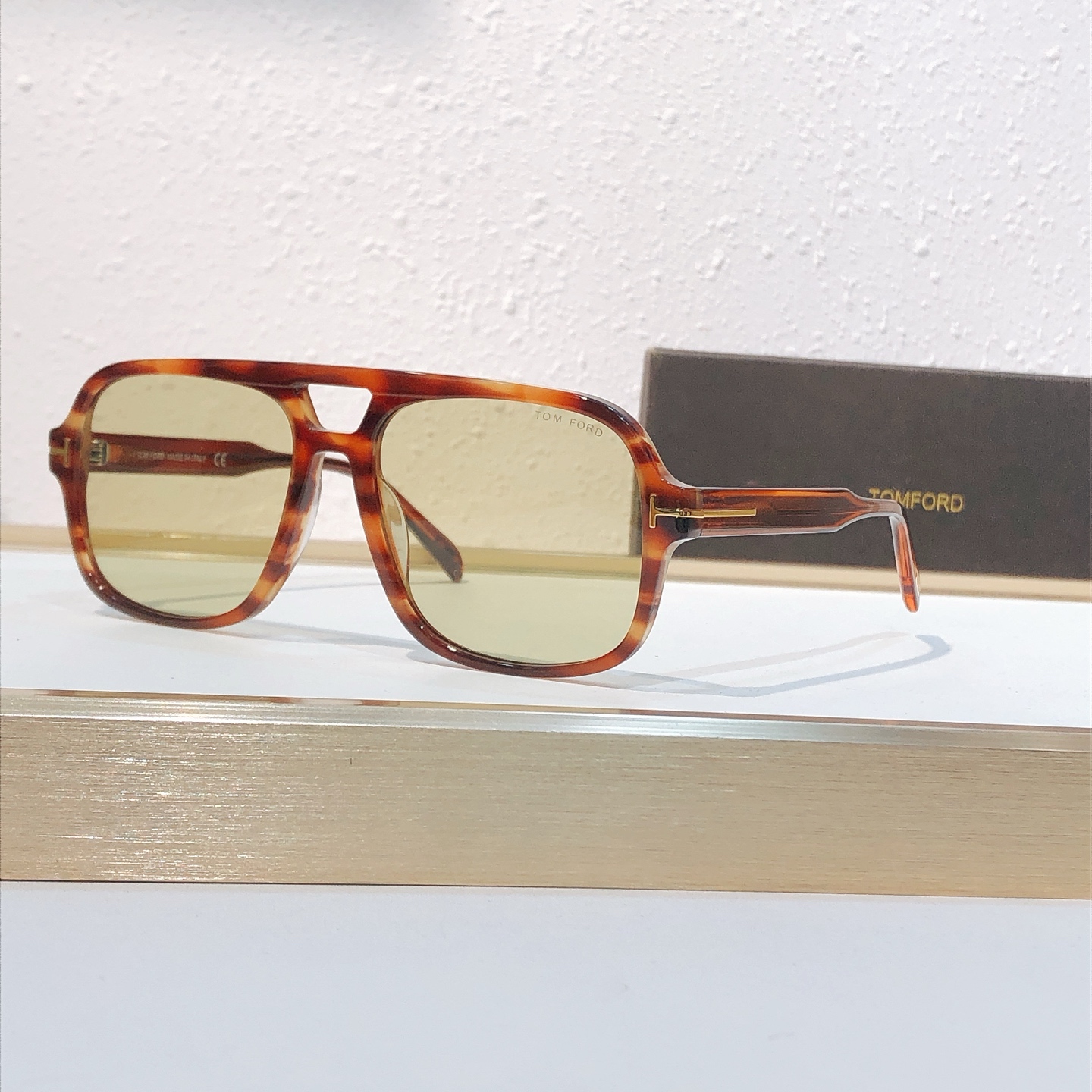 Tom Ford TOM FORD MODEL：FT884 SIZE：60口18-140 1081130