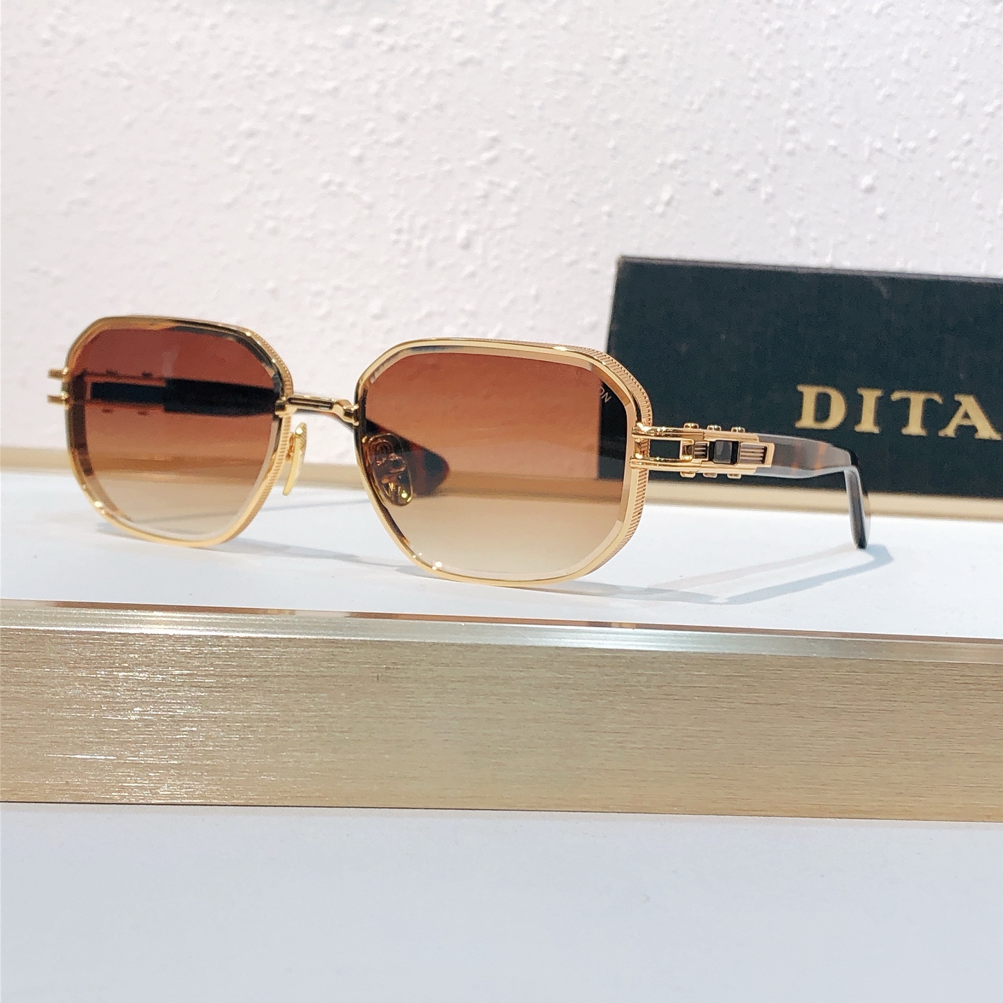 Unknown DITA*MODEL：DTS473-A
