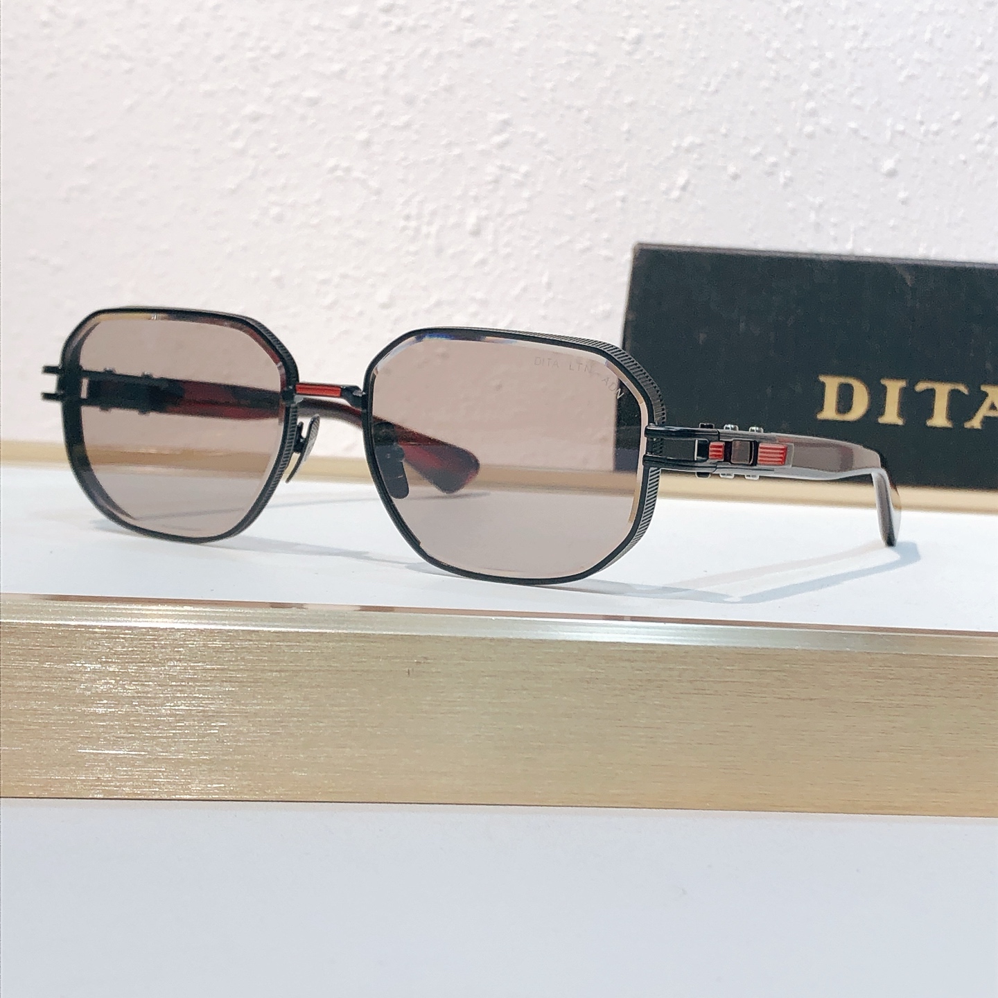 Unknown DITA*MODEL：DTS473-A