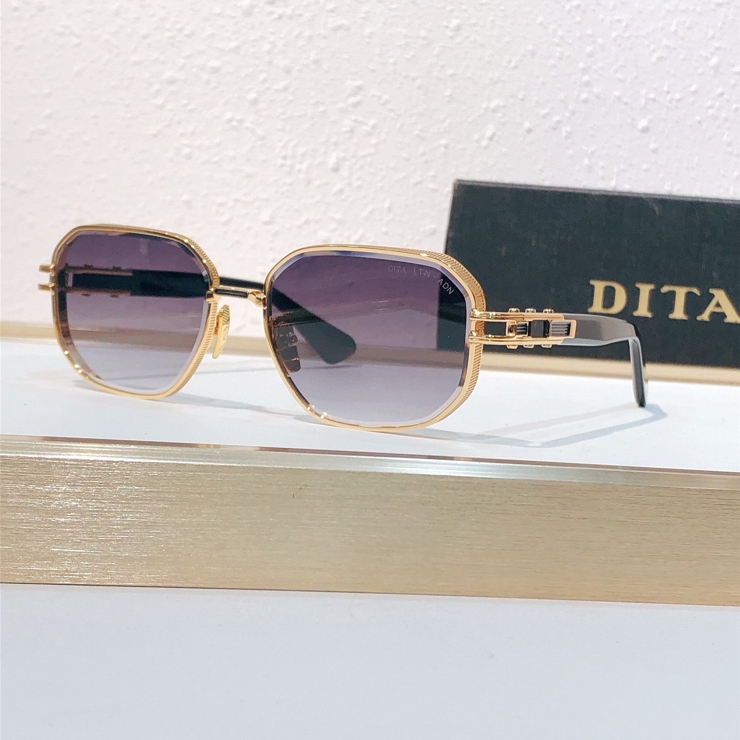 Unknown DITA*MODEL：DTS473-A