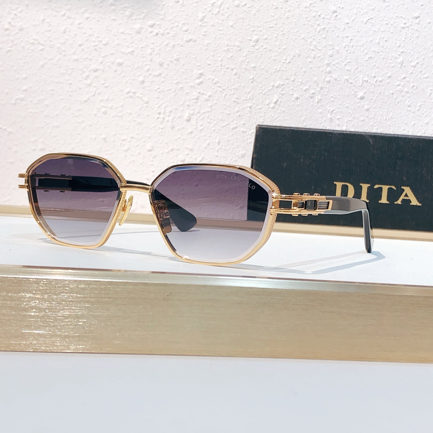 Unknown DITA*MODEL：DTS473-B
