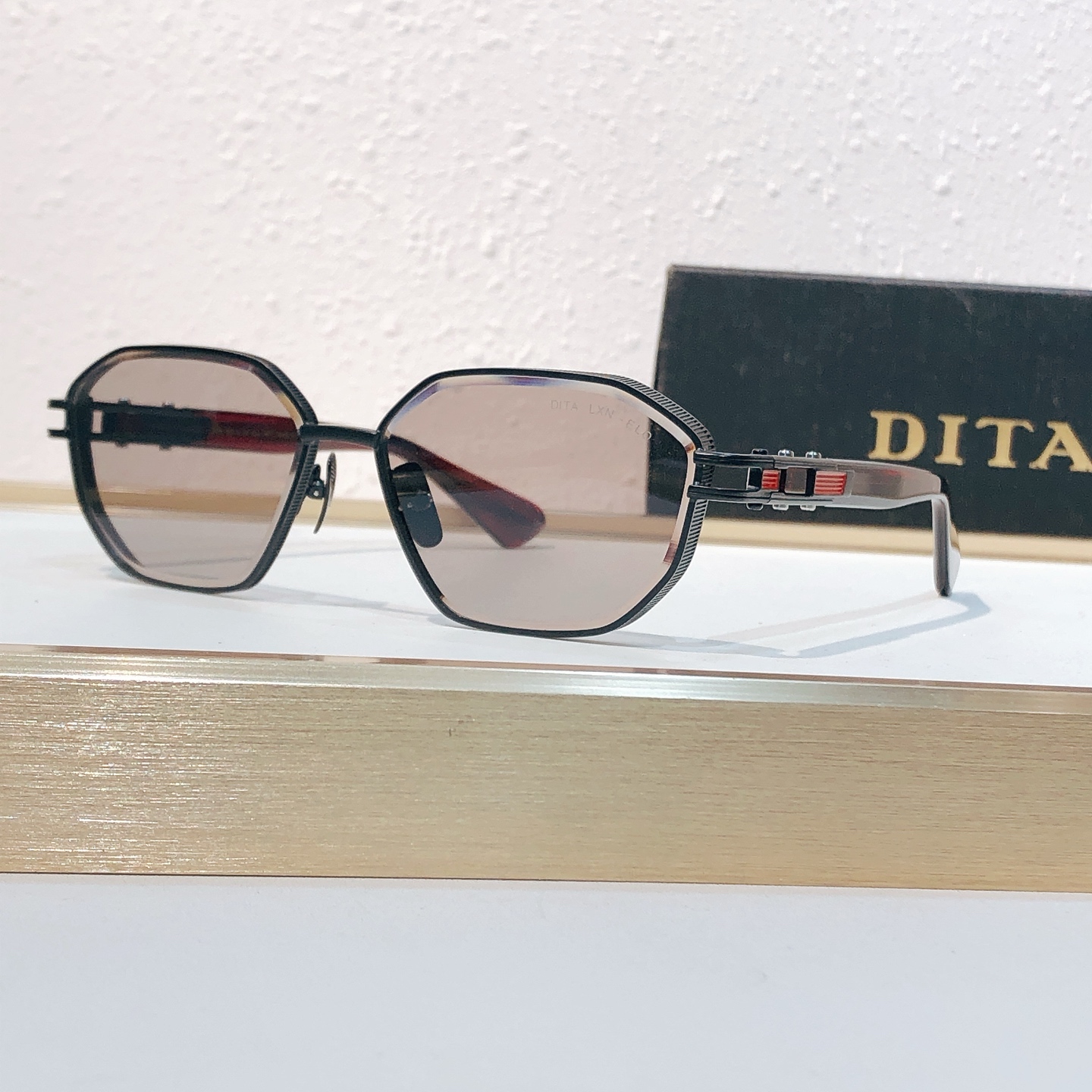 Unknown DITA*MODEL：DTS473-B
