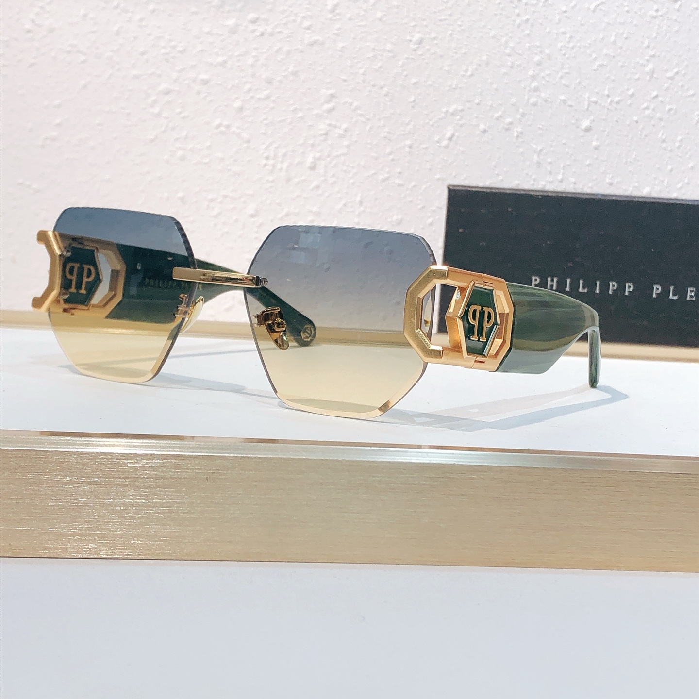 Unknown PHILIPP PLEIN*MODEL:SPP-133