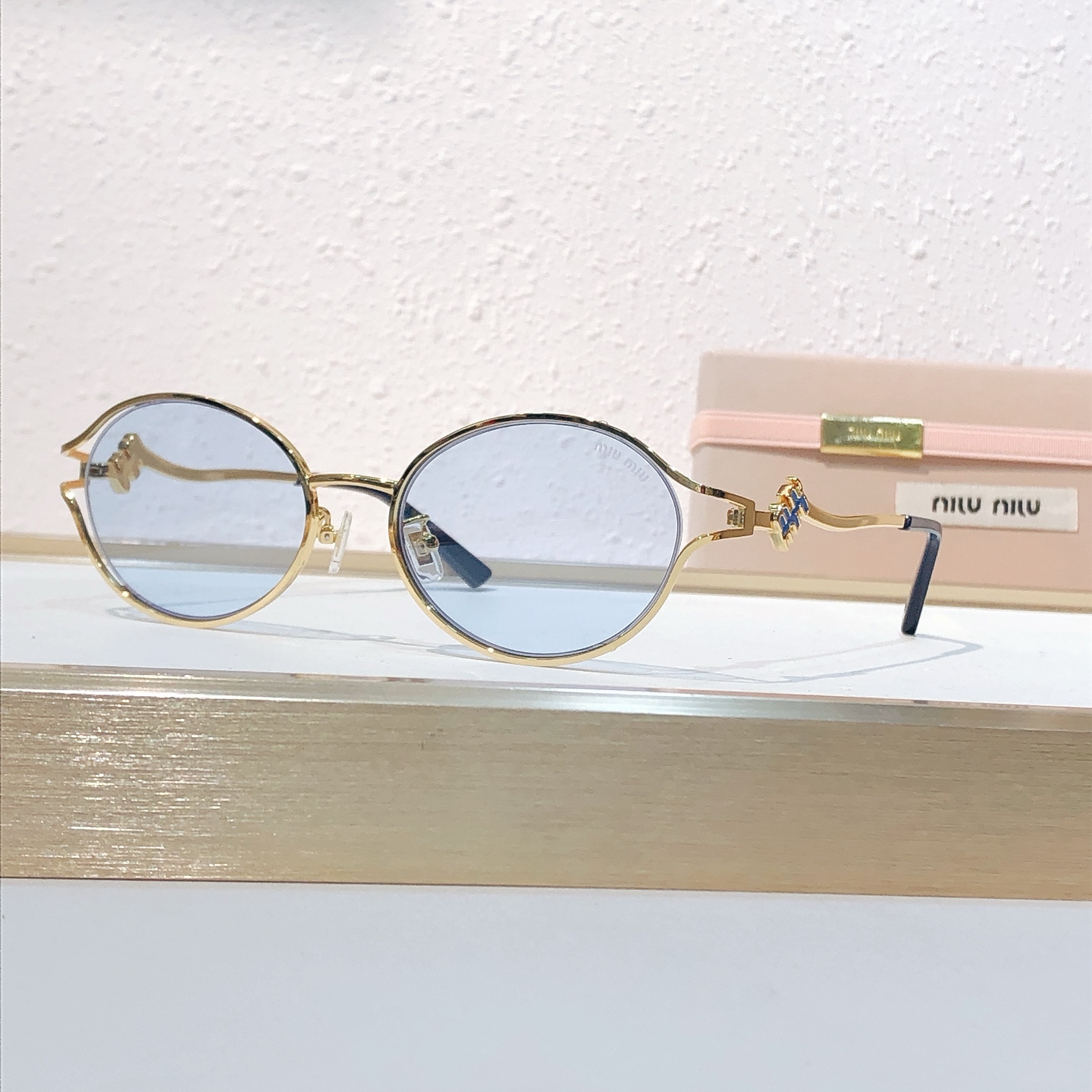 Miu Miu MIU M* MODEL:Smu73w