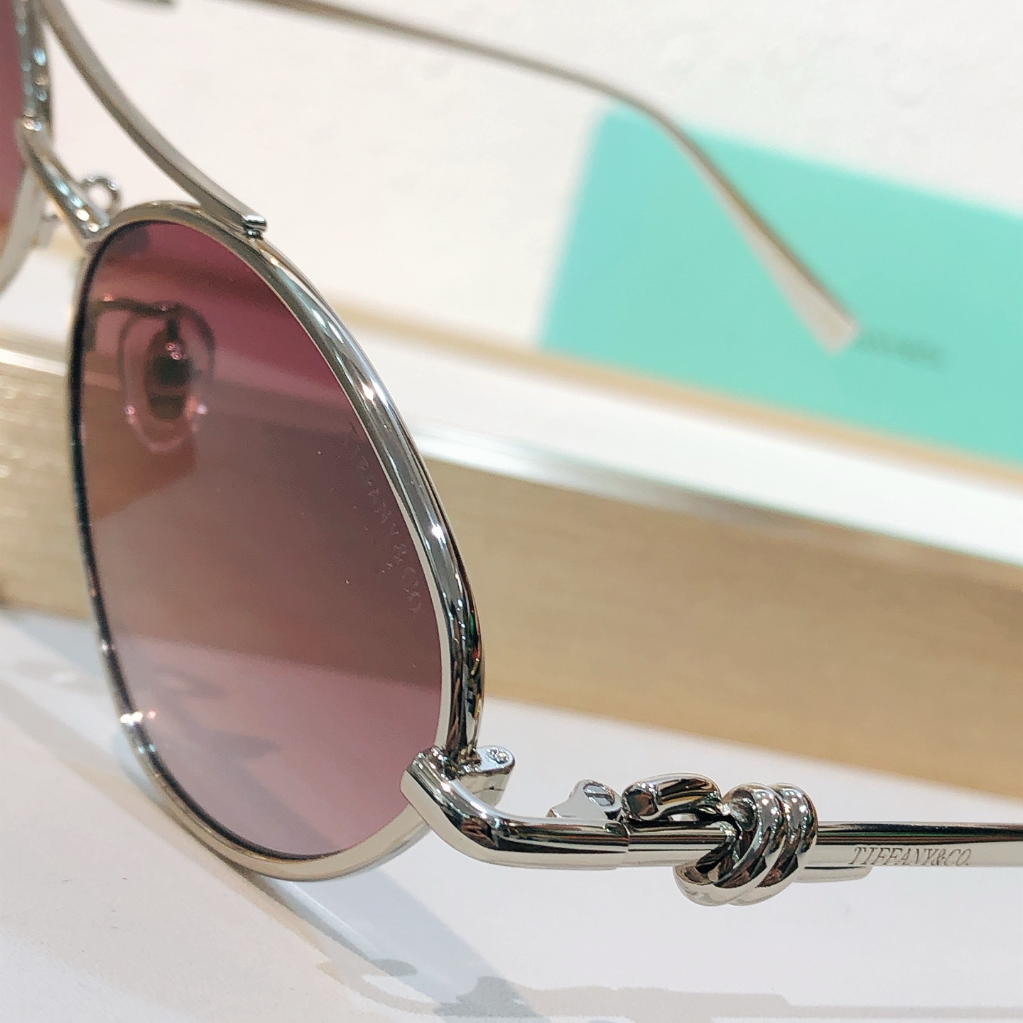 Tiffany & Co. TIFFANY&Co. MODEL：TF3117