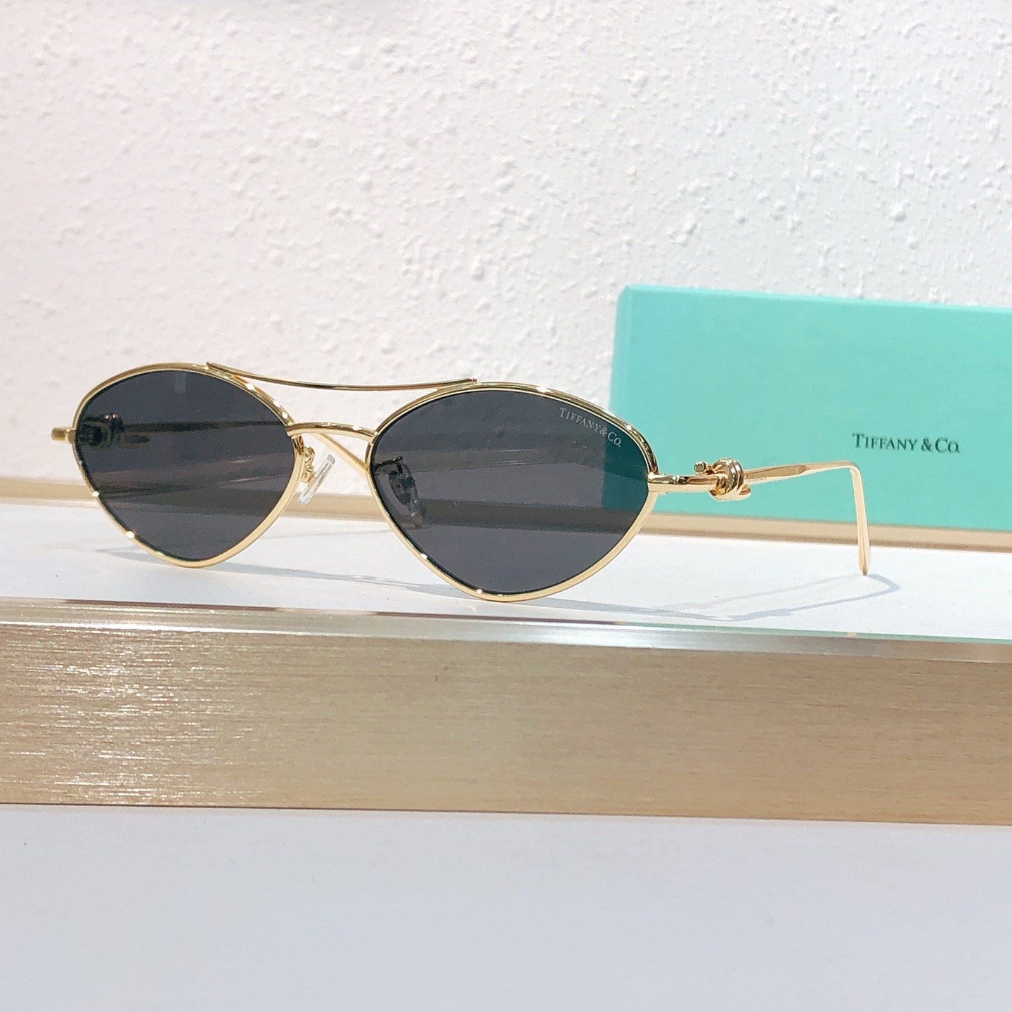 Tiffany & Co. TIFFANY&Co. MODEL：TF3117