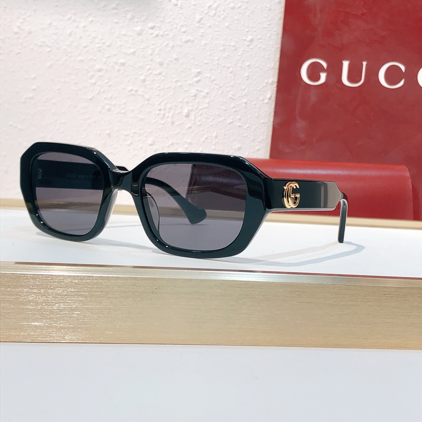 Gucci GUCC* MODEL：GG1553S