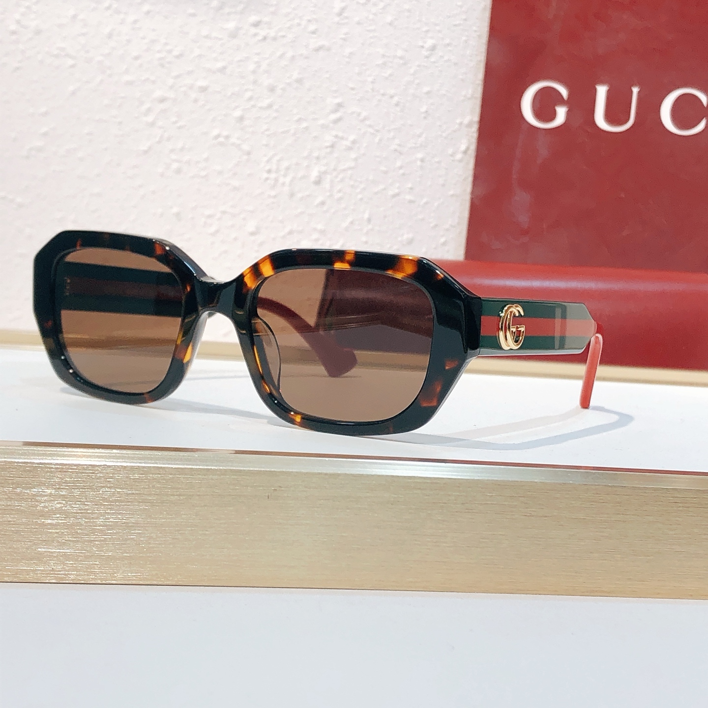 Gucci GUCC* MODEL：GG1553S