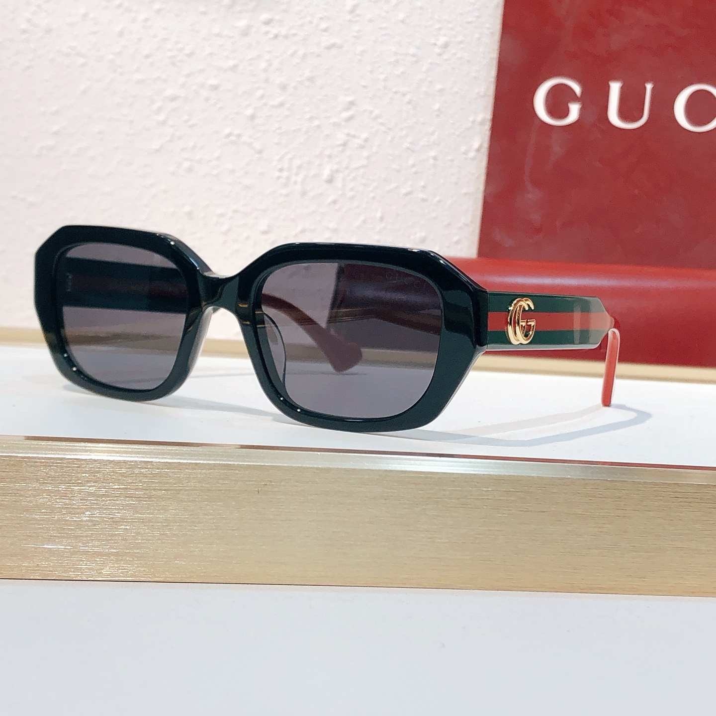 Gucci GUCC* MODEL：GG1553S