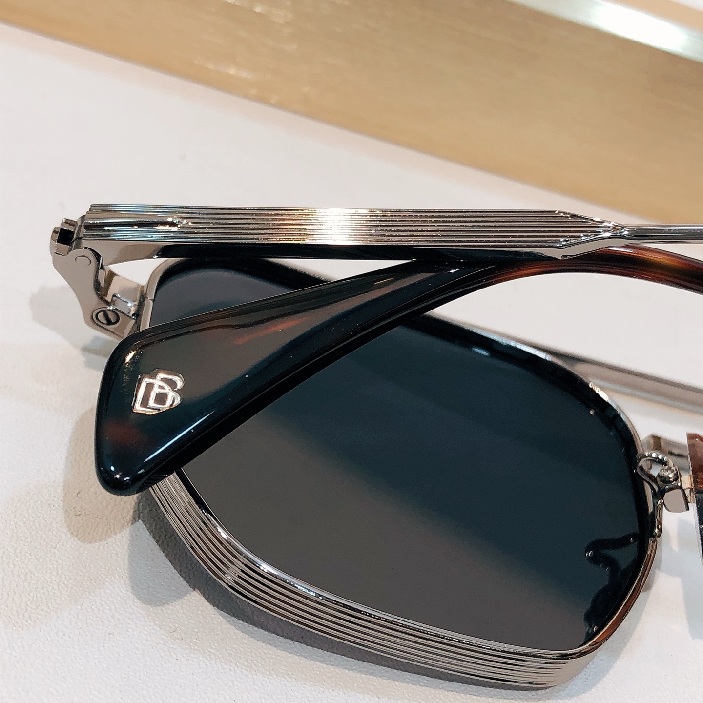 Unknown DAVID BECKHA* MODEL：DB 1229/S