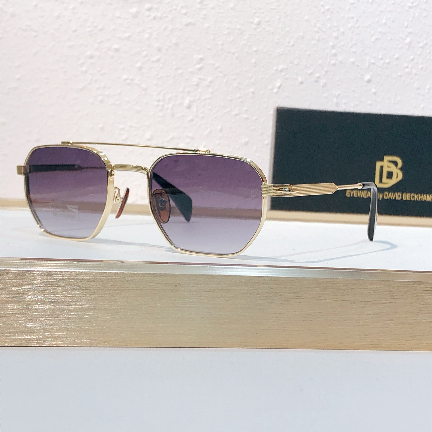 Unknown DAVID BECKHA* MODEL：DB 1229/S