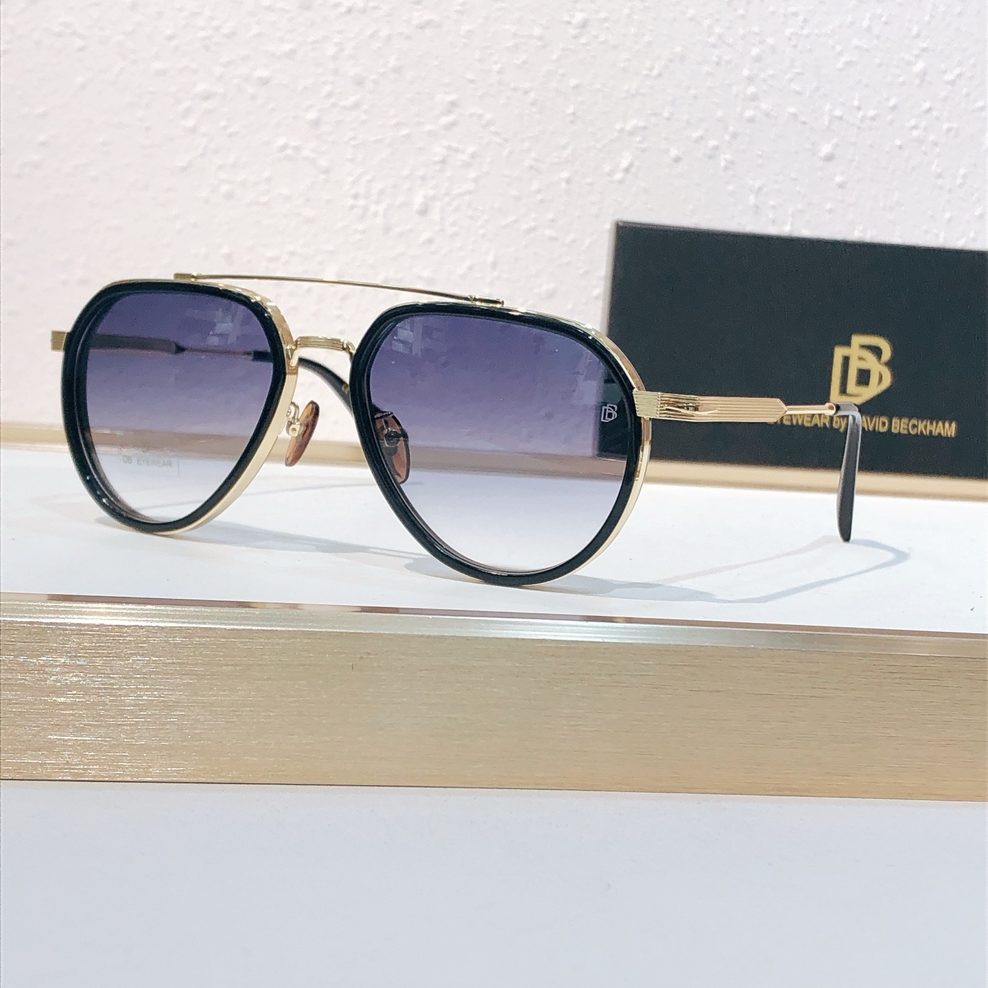 Unknown DAVID BECKHA* MODEL：DB 1226/S