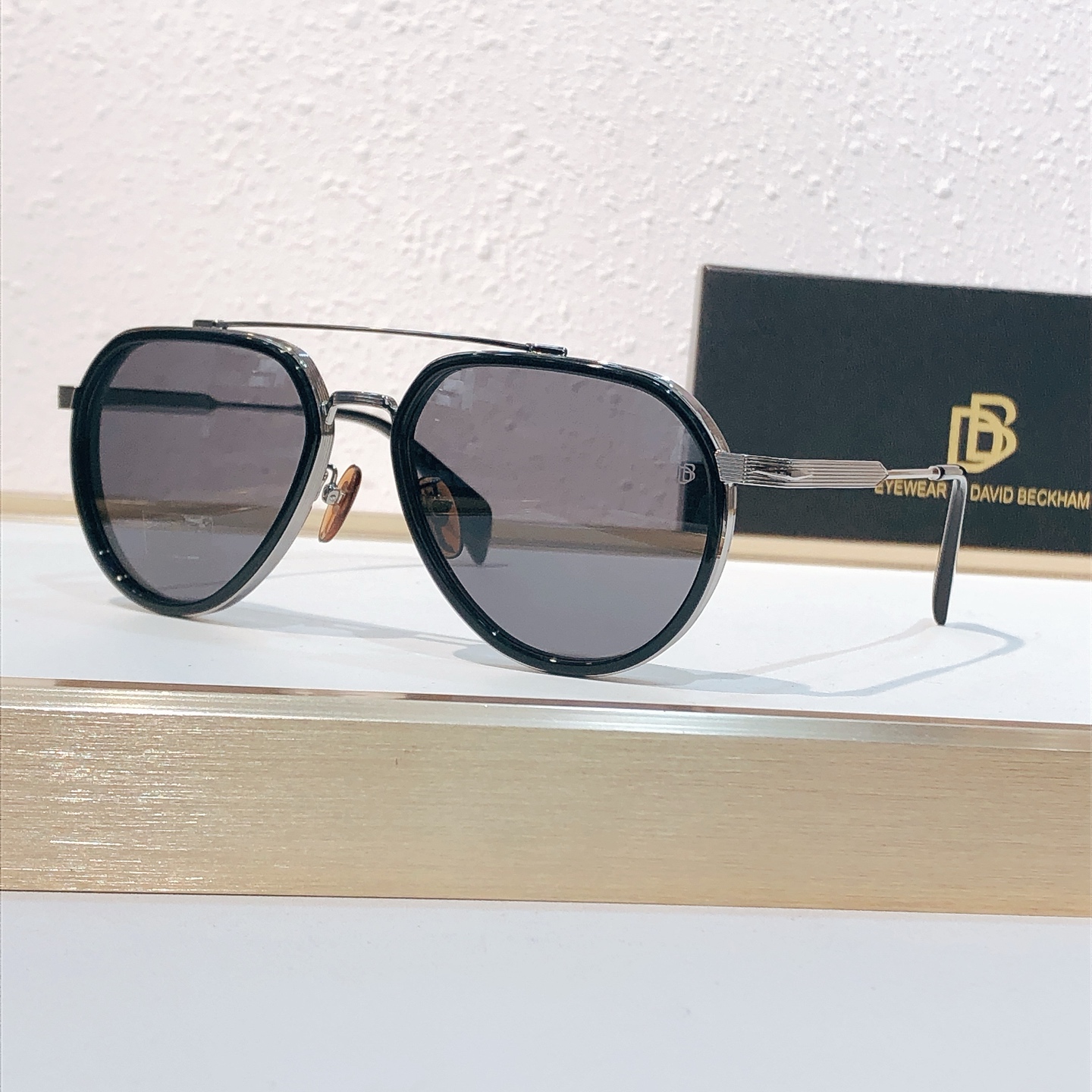 Unknown DAVID BECKHA* MODEL：DB 1226/S
