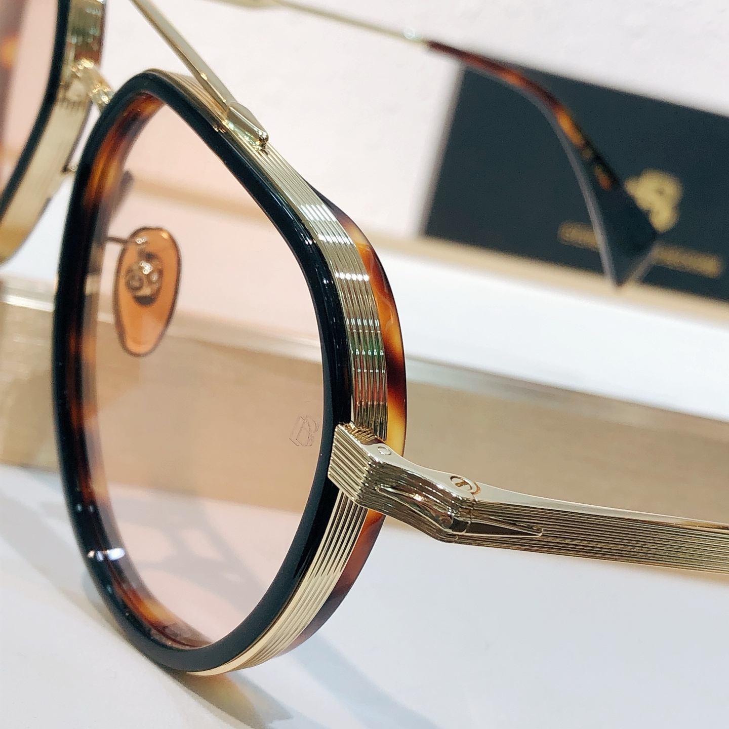 Unknown DAVID BECKHA* MODEL：DB 1226/S