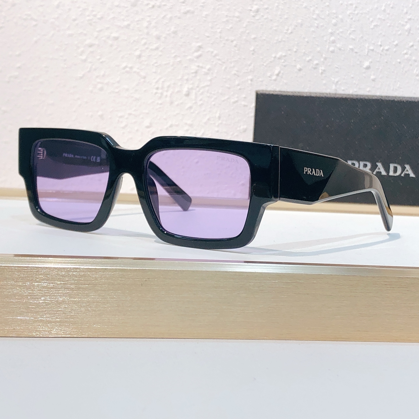 Prada PRAD*