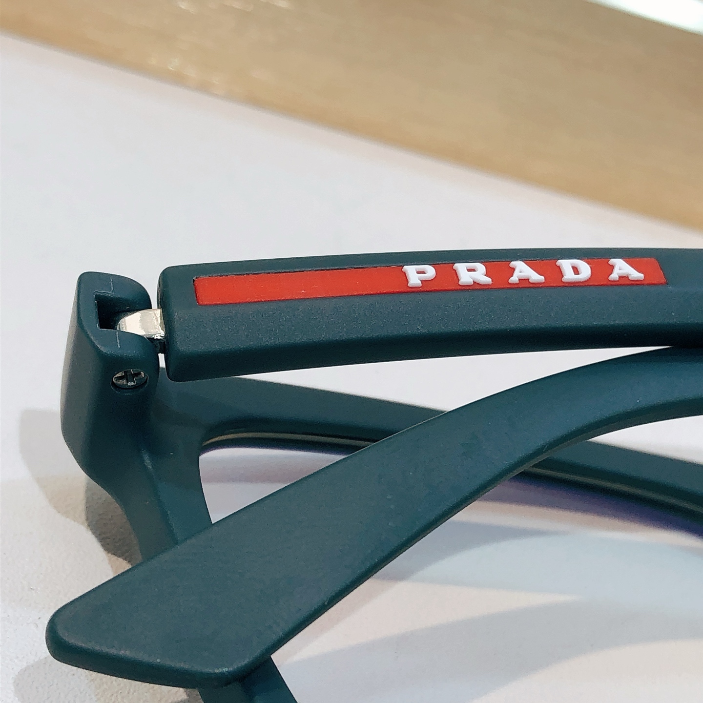 Prada PRAD*