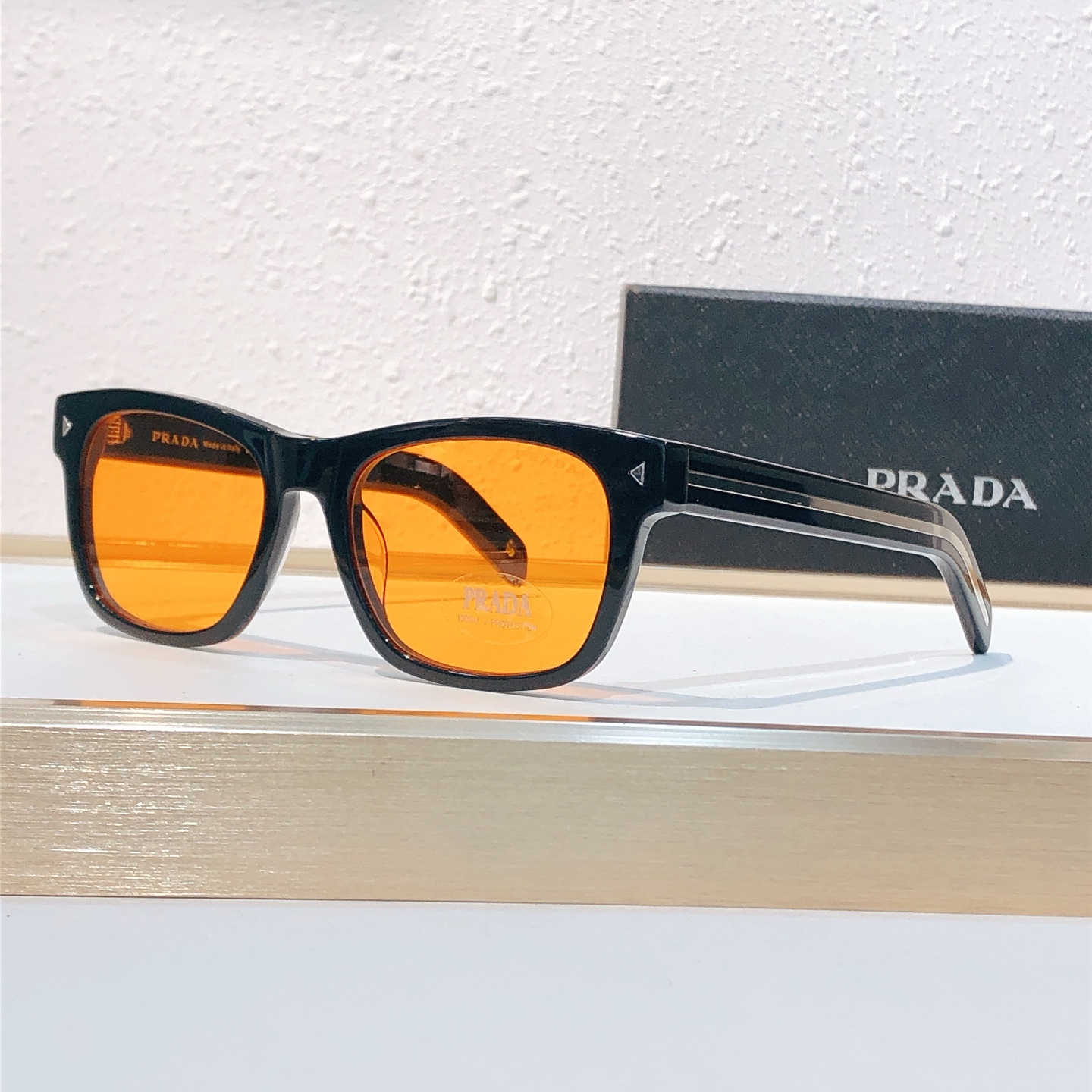 Prada PRAD*